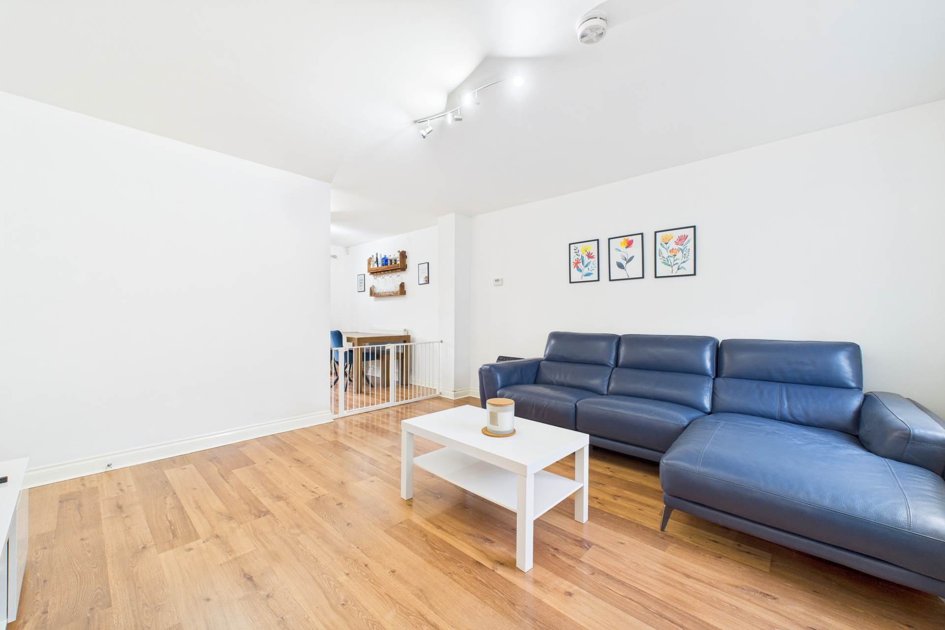 Springbank Crescent, Glasgow