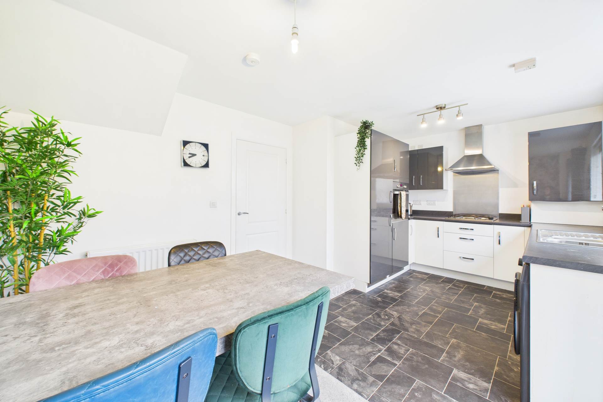 Willowburn Avenue, Motherwell