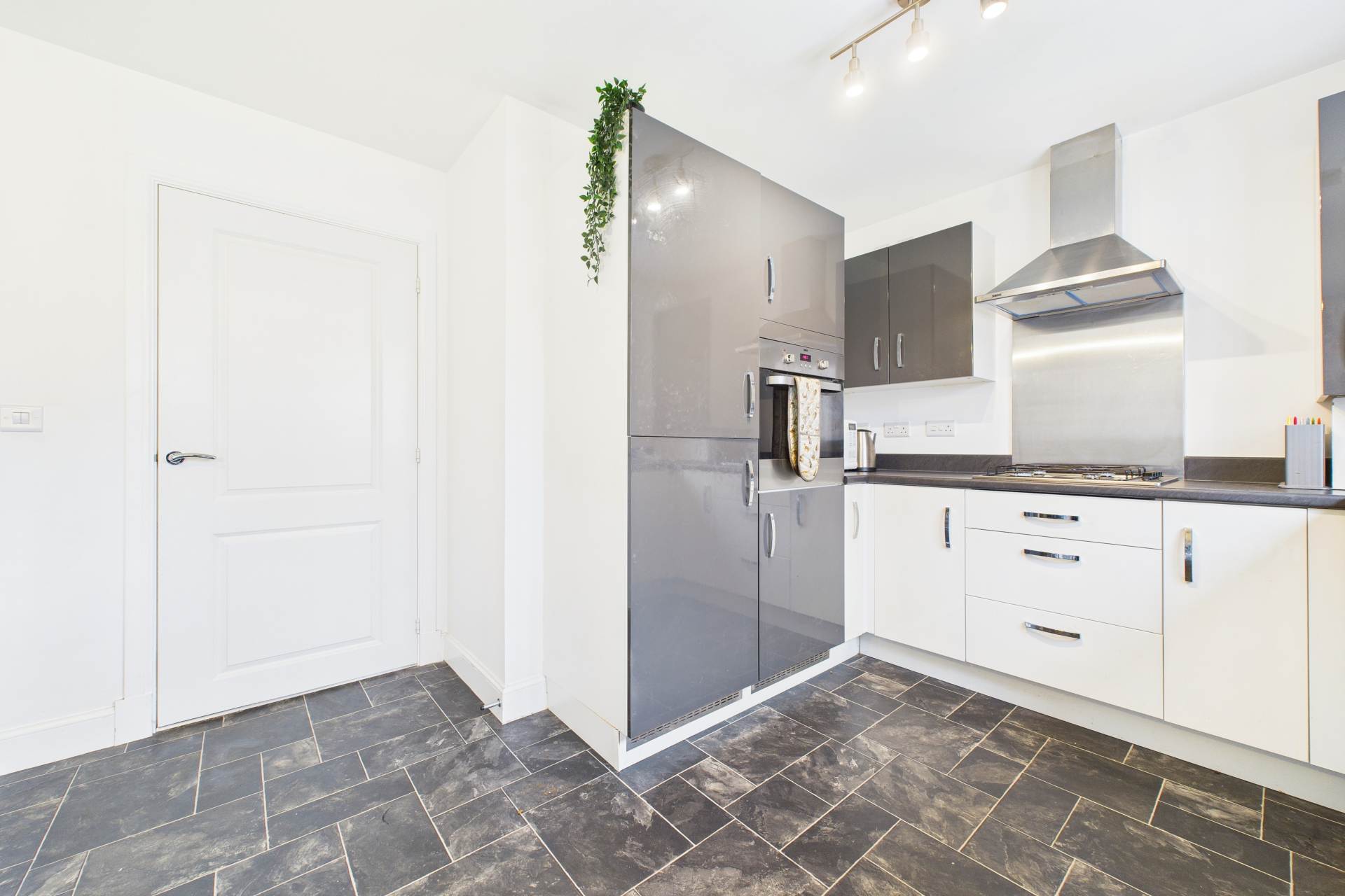 Willowburn Avenue, Motherwell