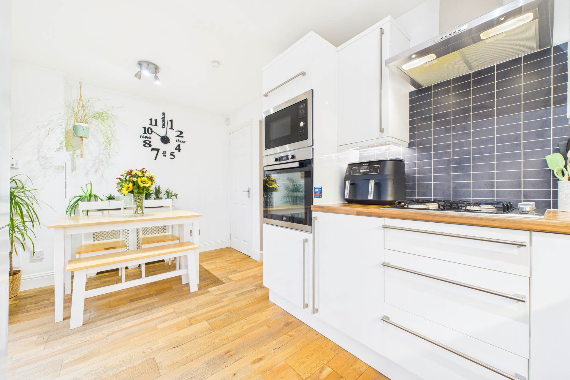 Glendeveron Way, Carfin