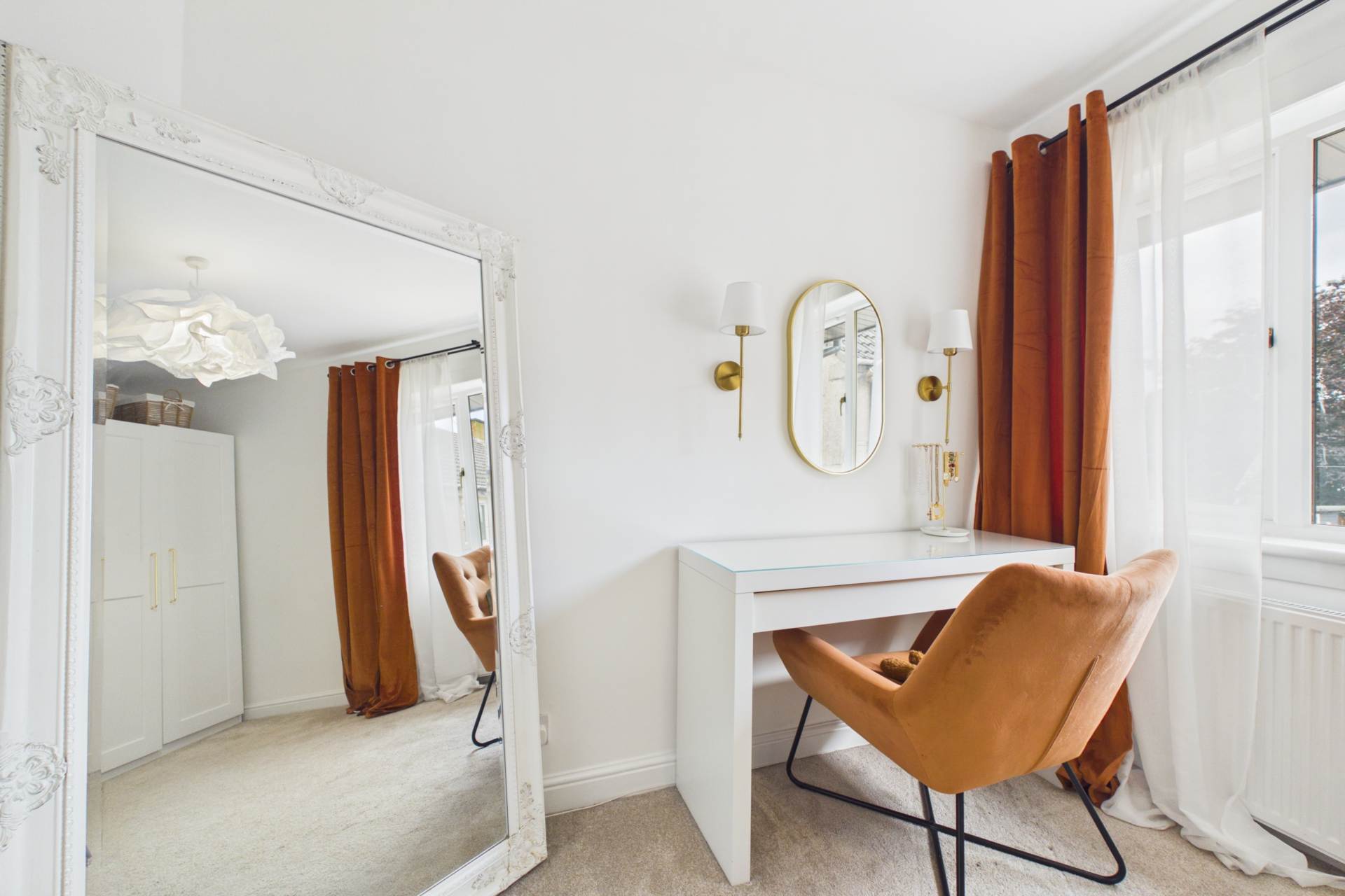 Hill Road, Harthill