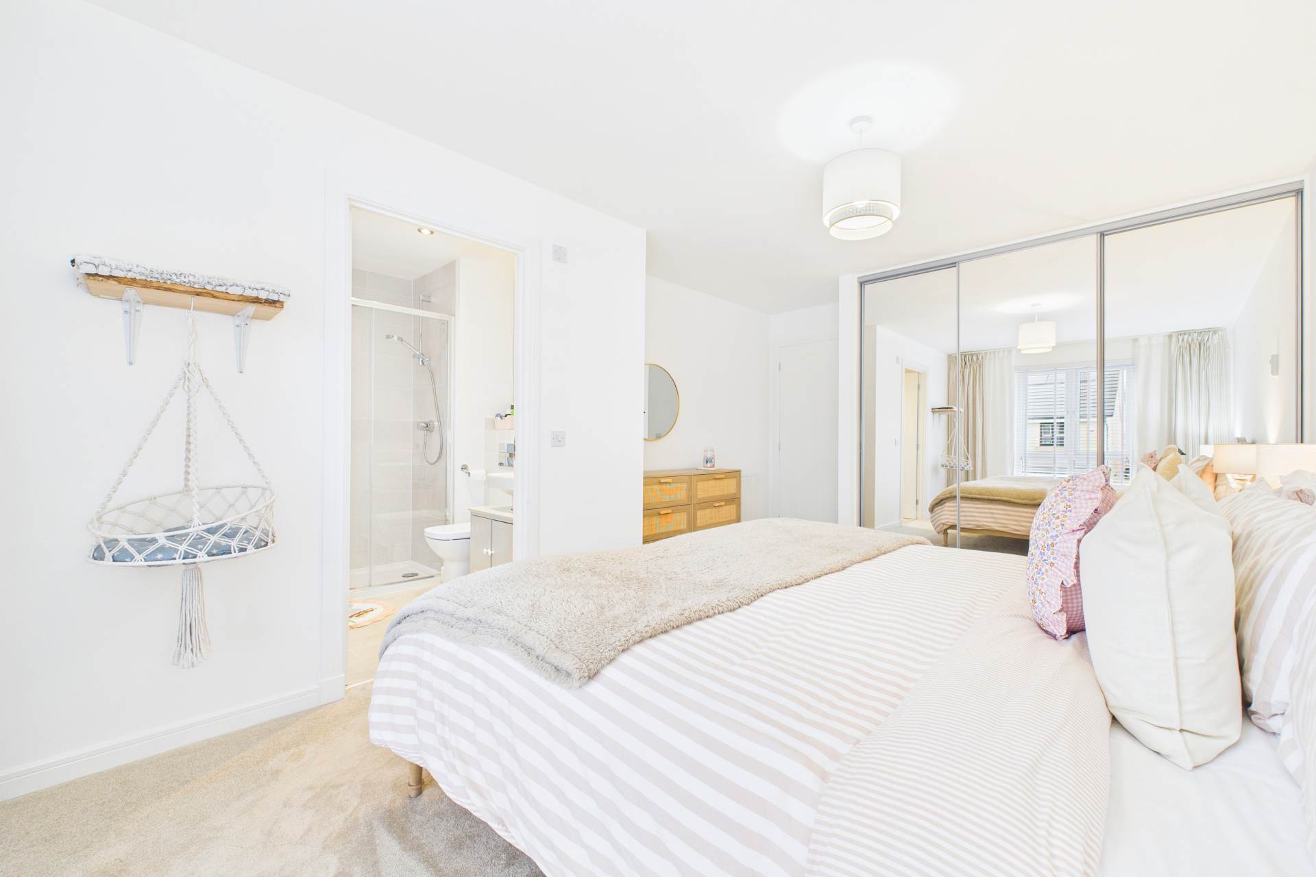 Blaker Road, Newmains