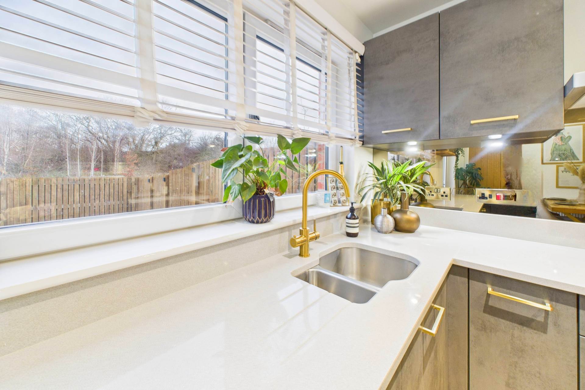 Easter Hawhill Wynd, Uddingston