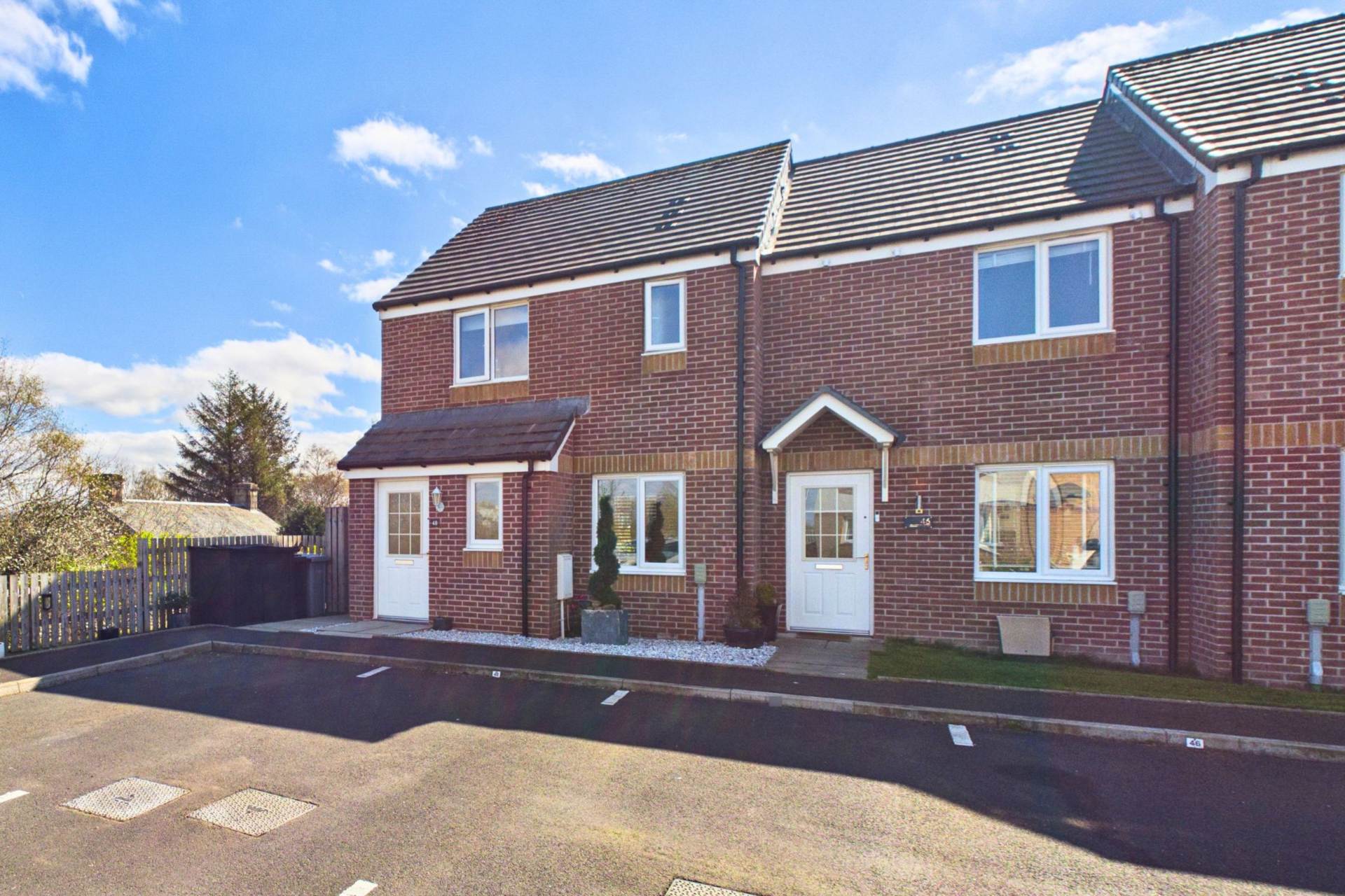 Caledonian Crescent, Law