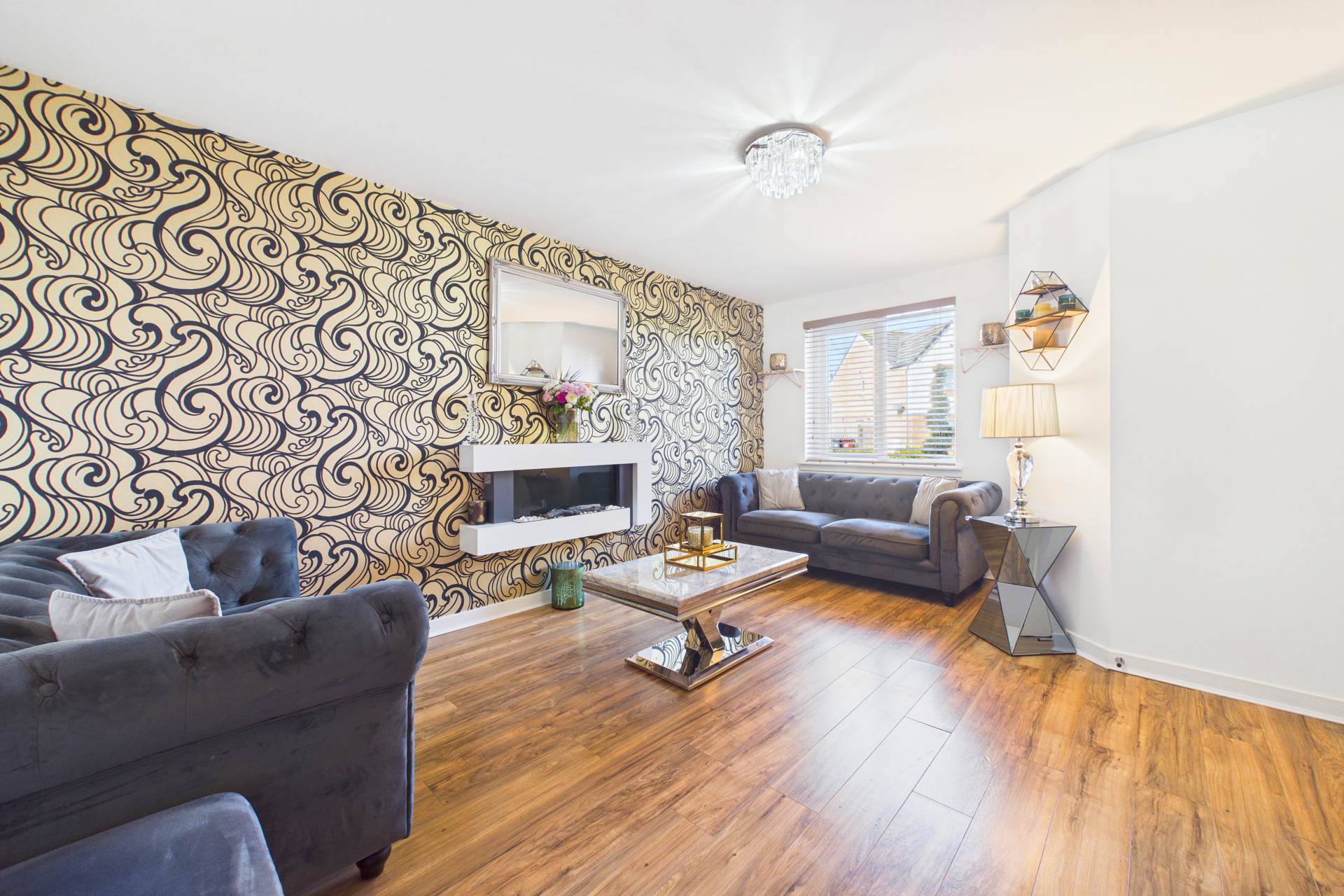 Caledonian Crescent, Law