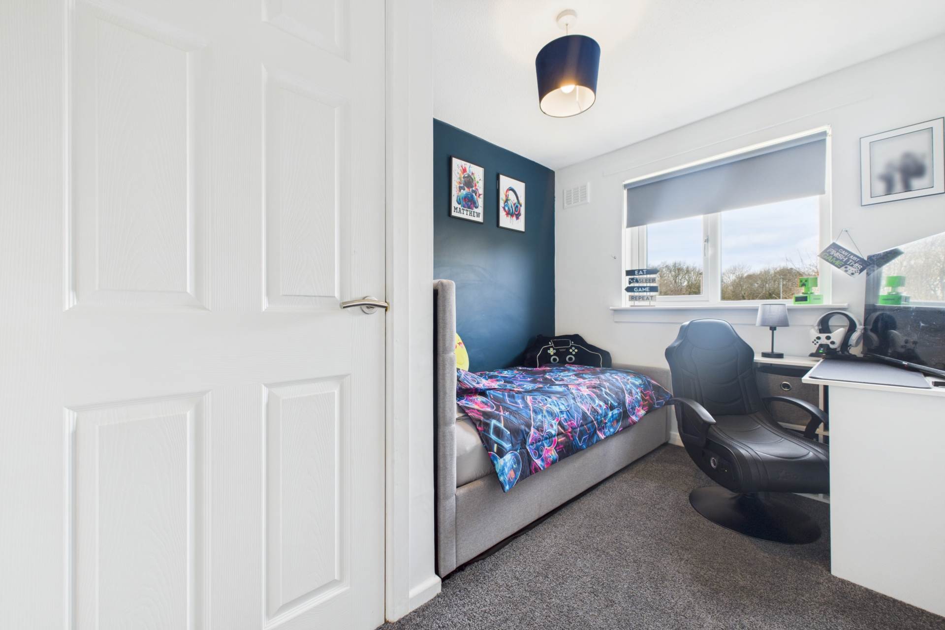 Annan Glade, Motherwell