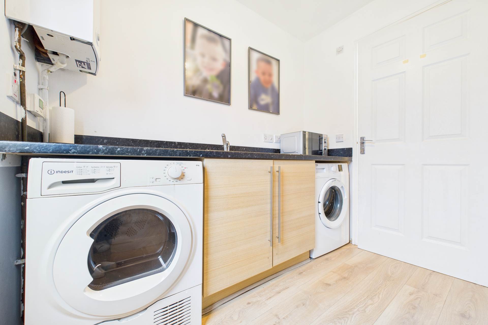 St Andrews Drive, Law