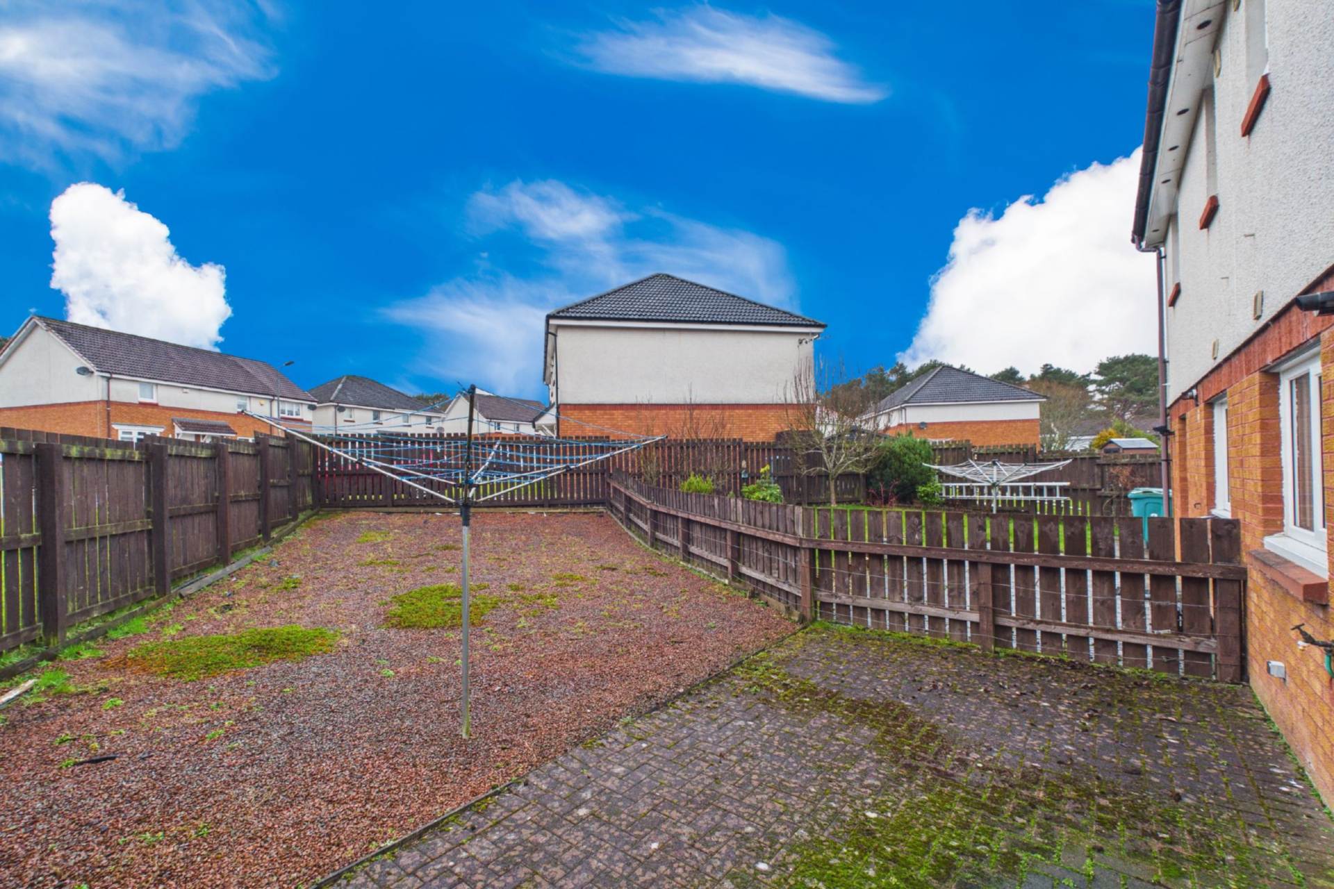 St Aidan`s Path, Wishaw