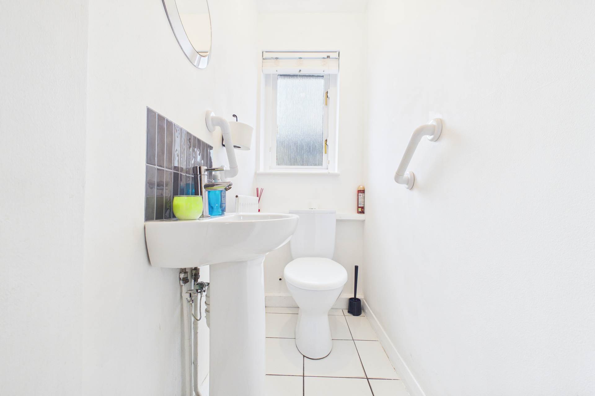 Money Grove, Motherwell