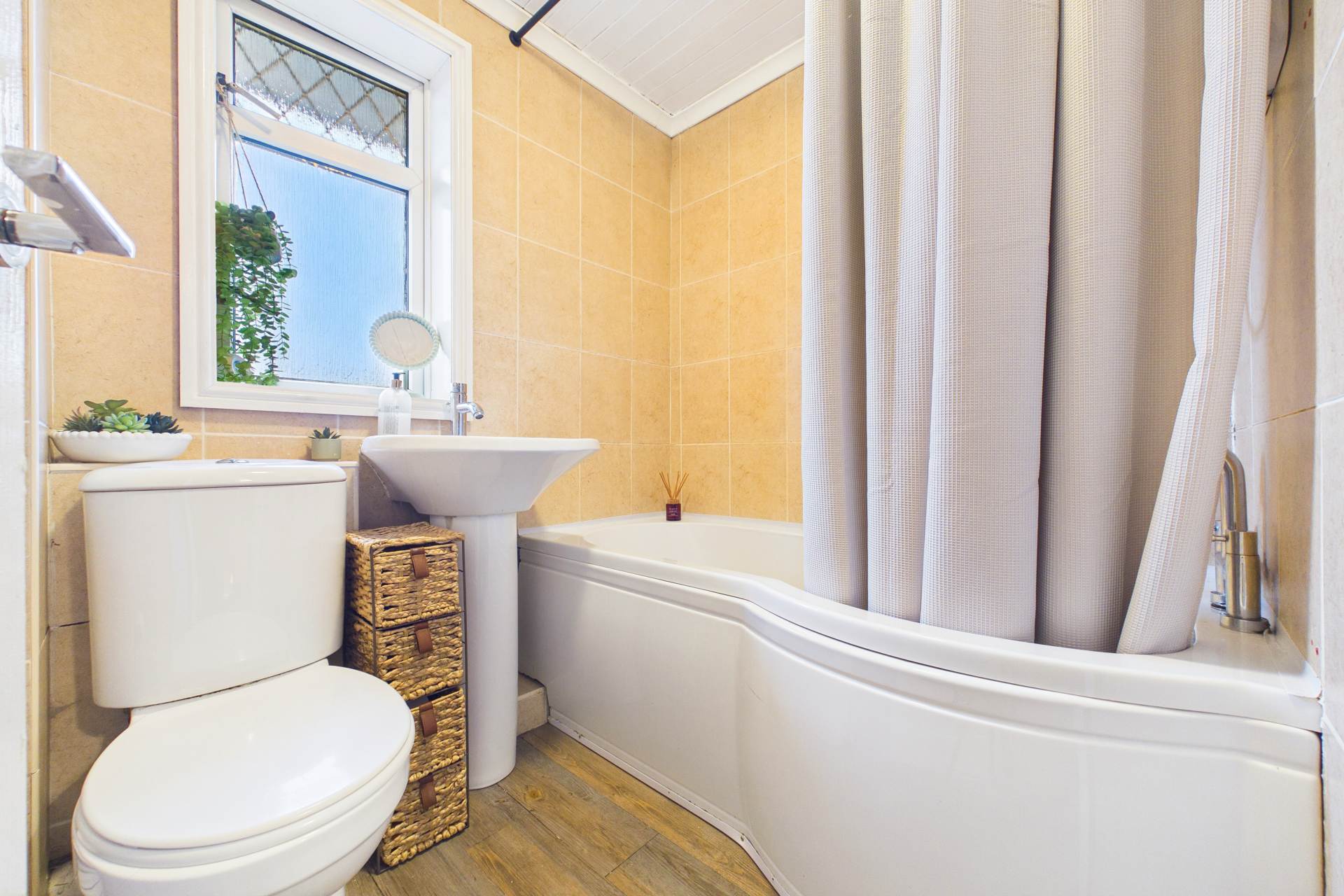 Woodhead Crescent, Hamilton