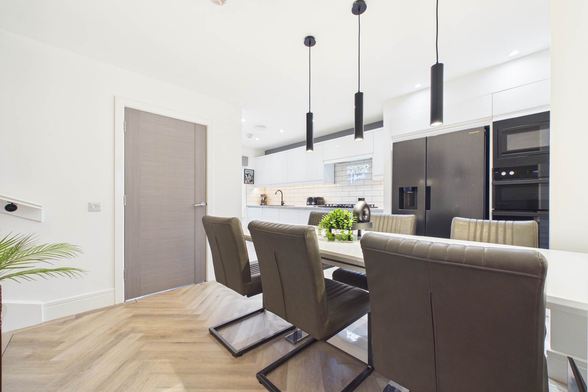 Waddell Crescent, Morningside, Wishaw