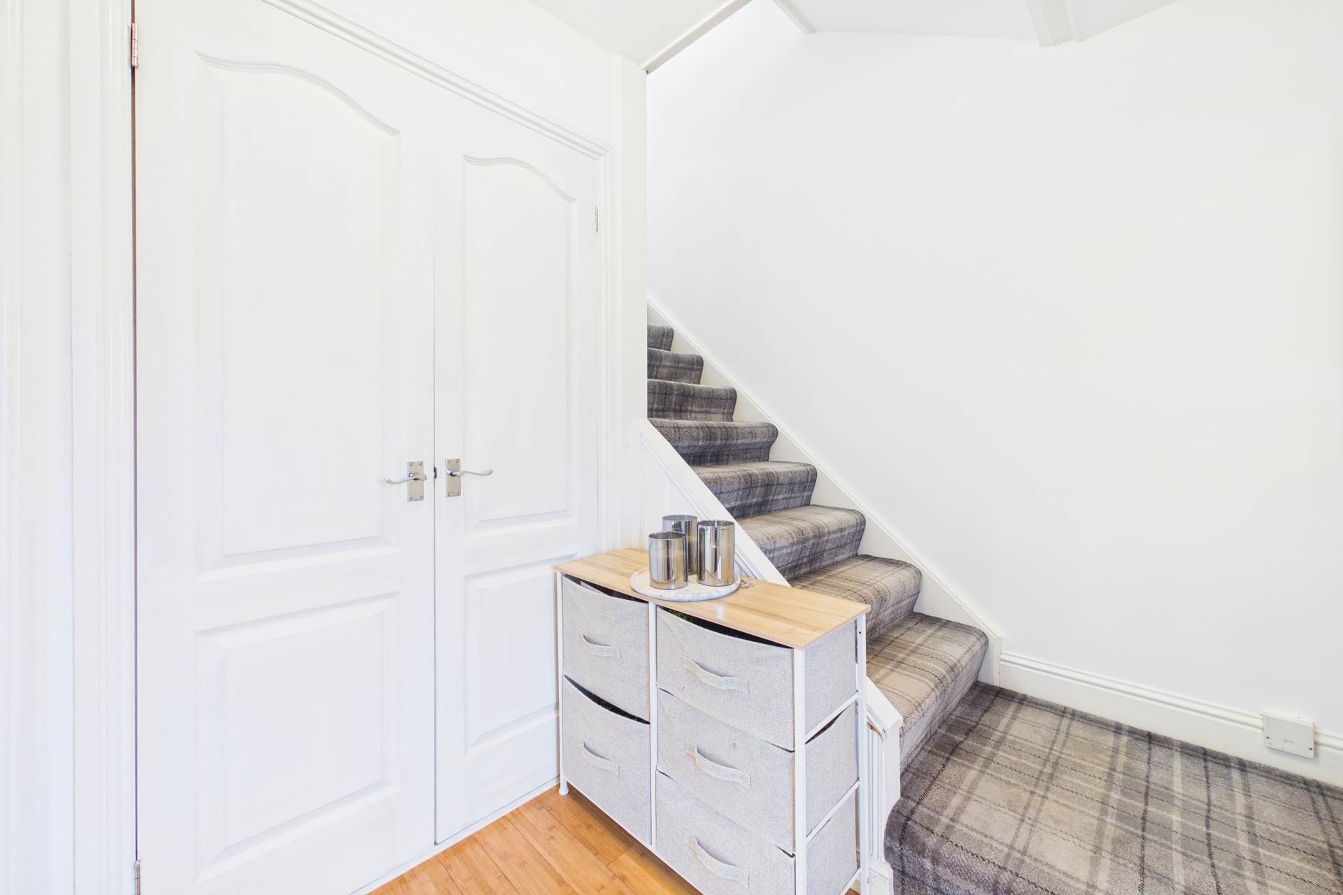 Langholm Crescent, Wishaw