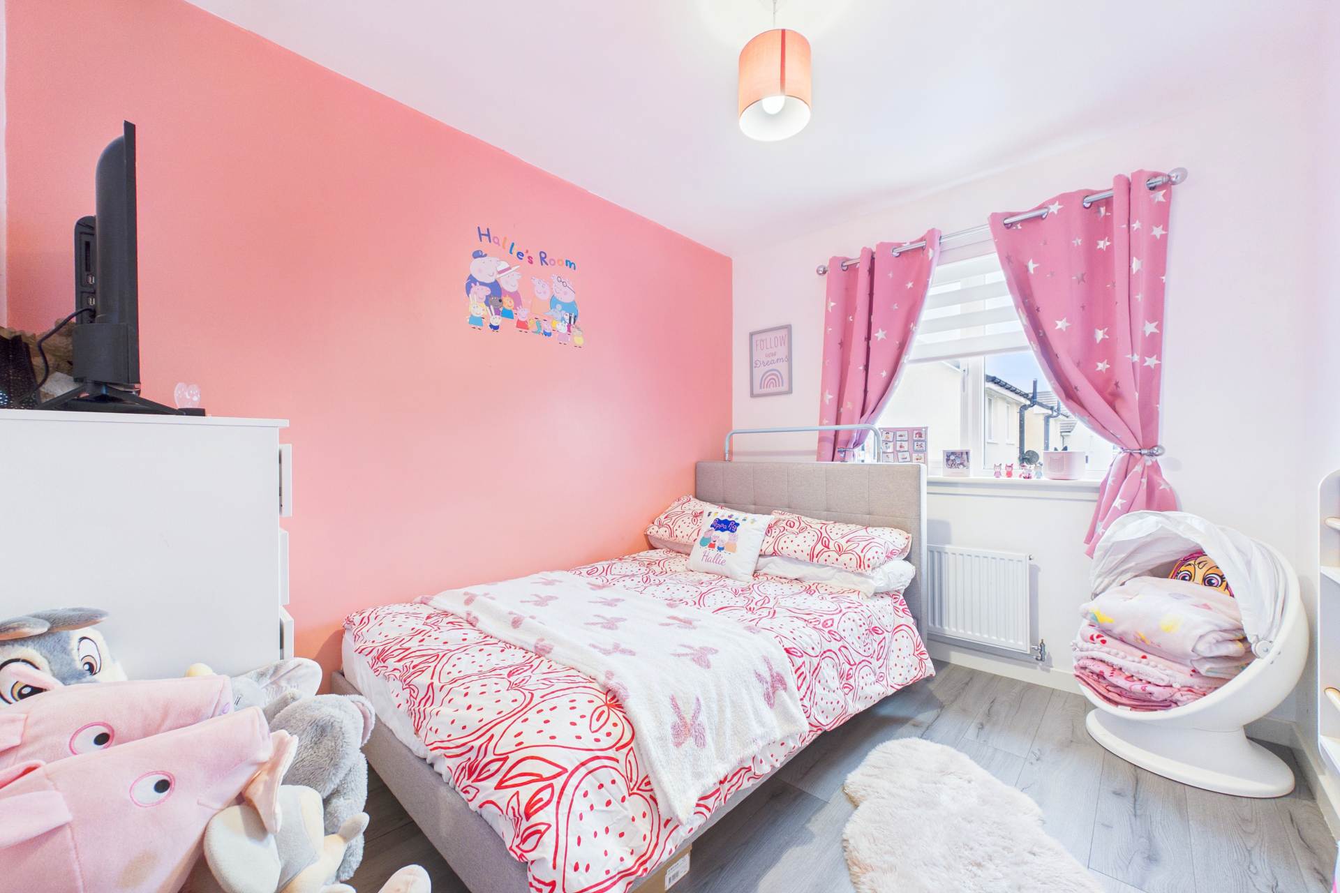 Lotus Crescent, Cleland