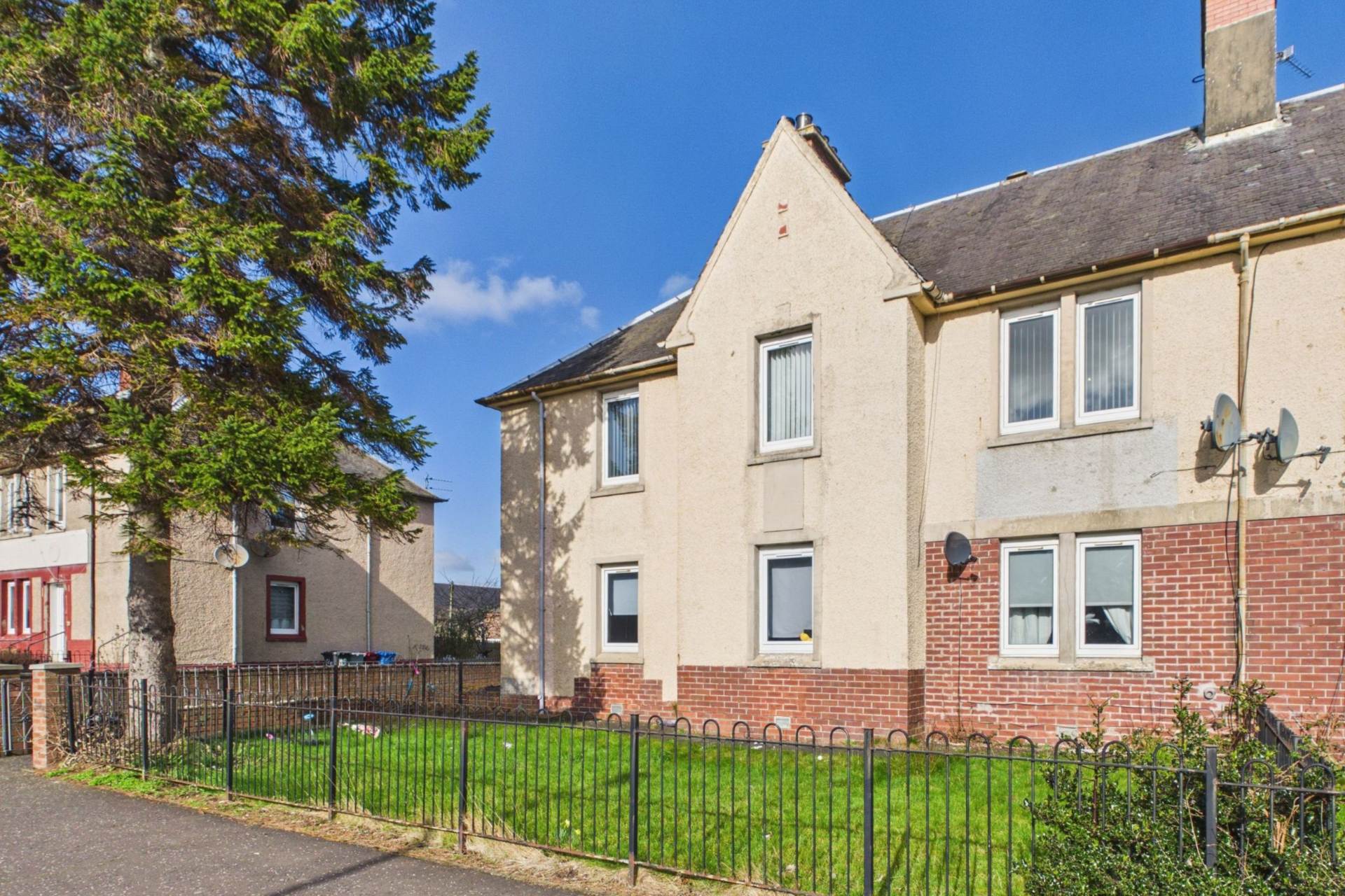 Calder Street, Blantyre