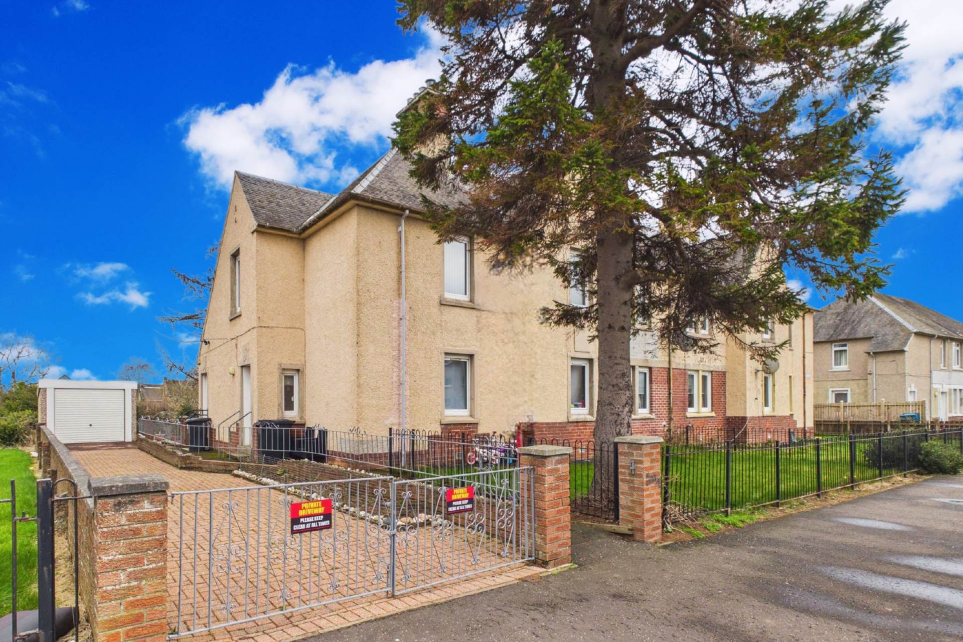 Calder Street, Blantyre