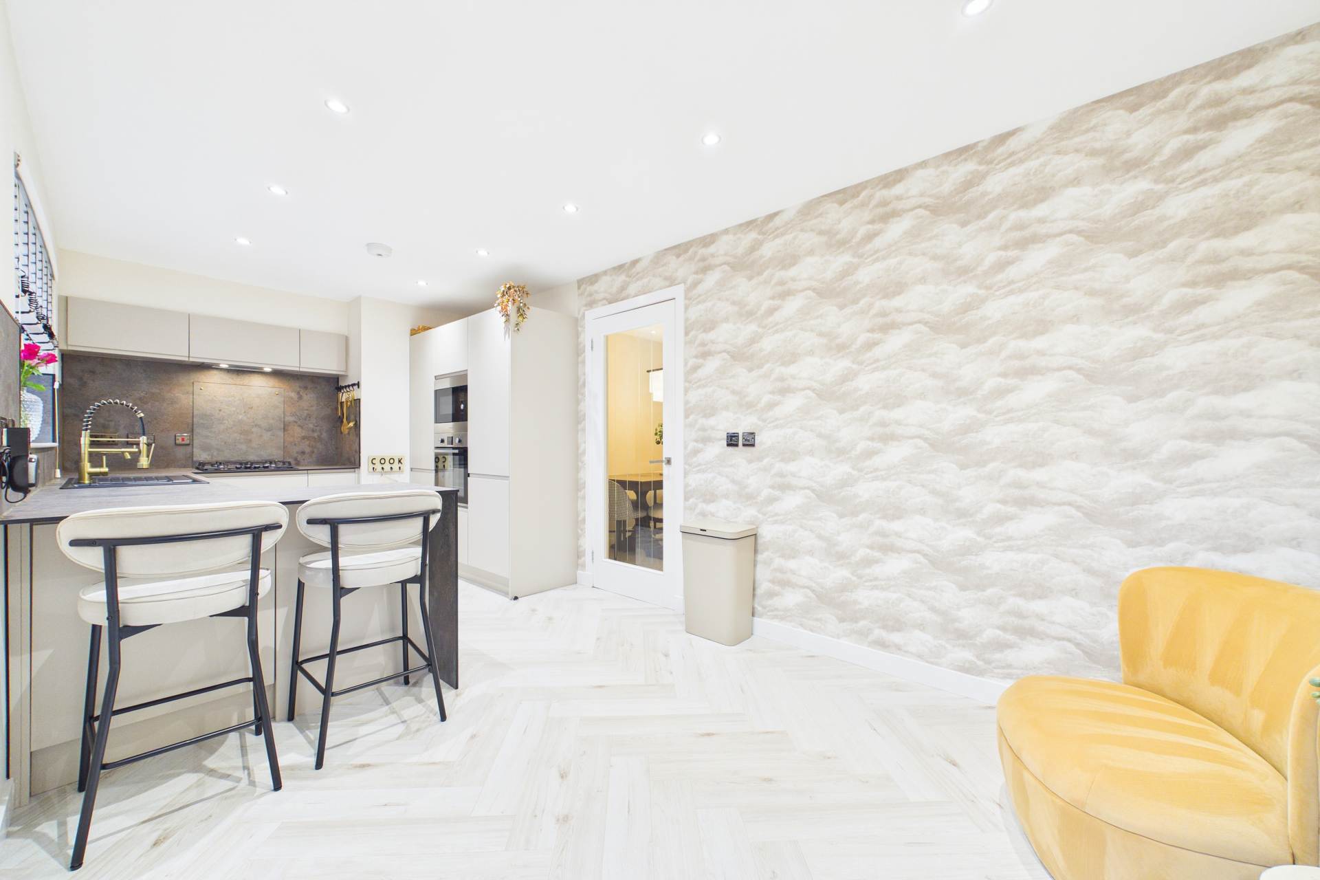 Calderside Place, Airdrie