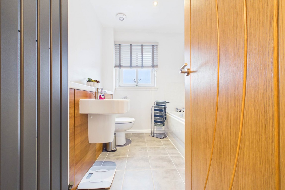 Images for Argyll Wynd, New Stevenston