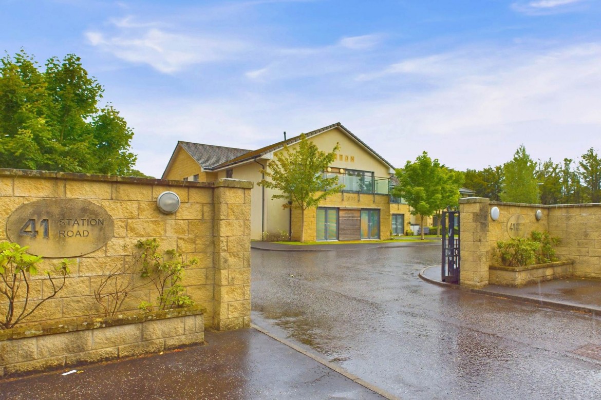 Images for Milton, Station Road, Carluke