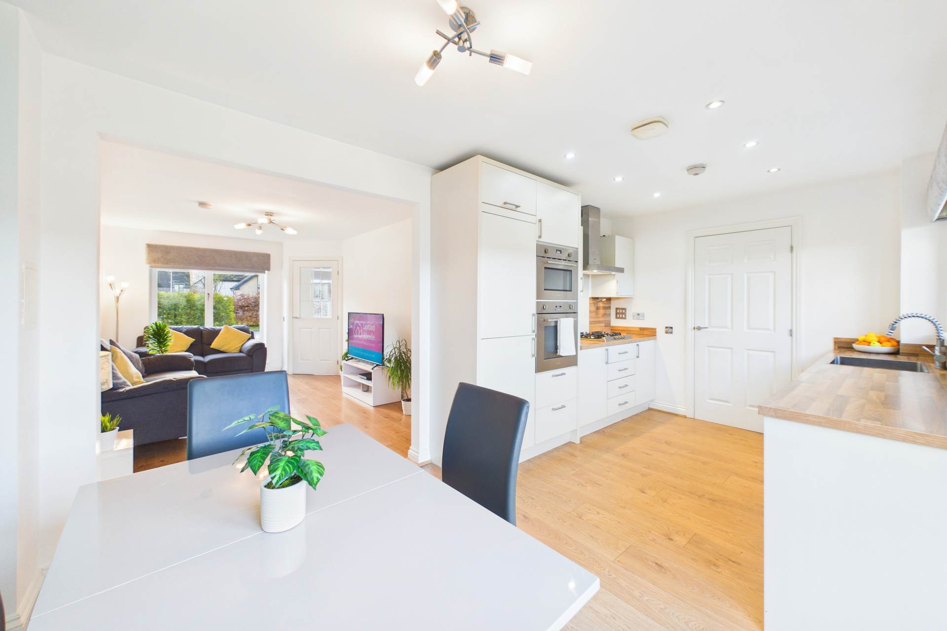 Oakbank Crescent, Uddingston