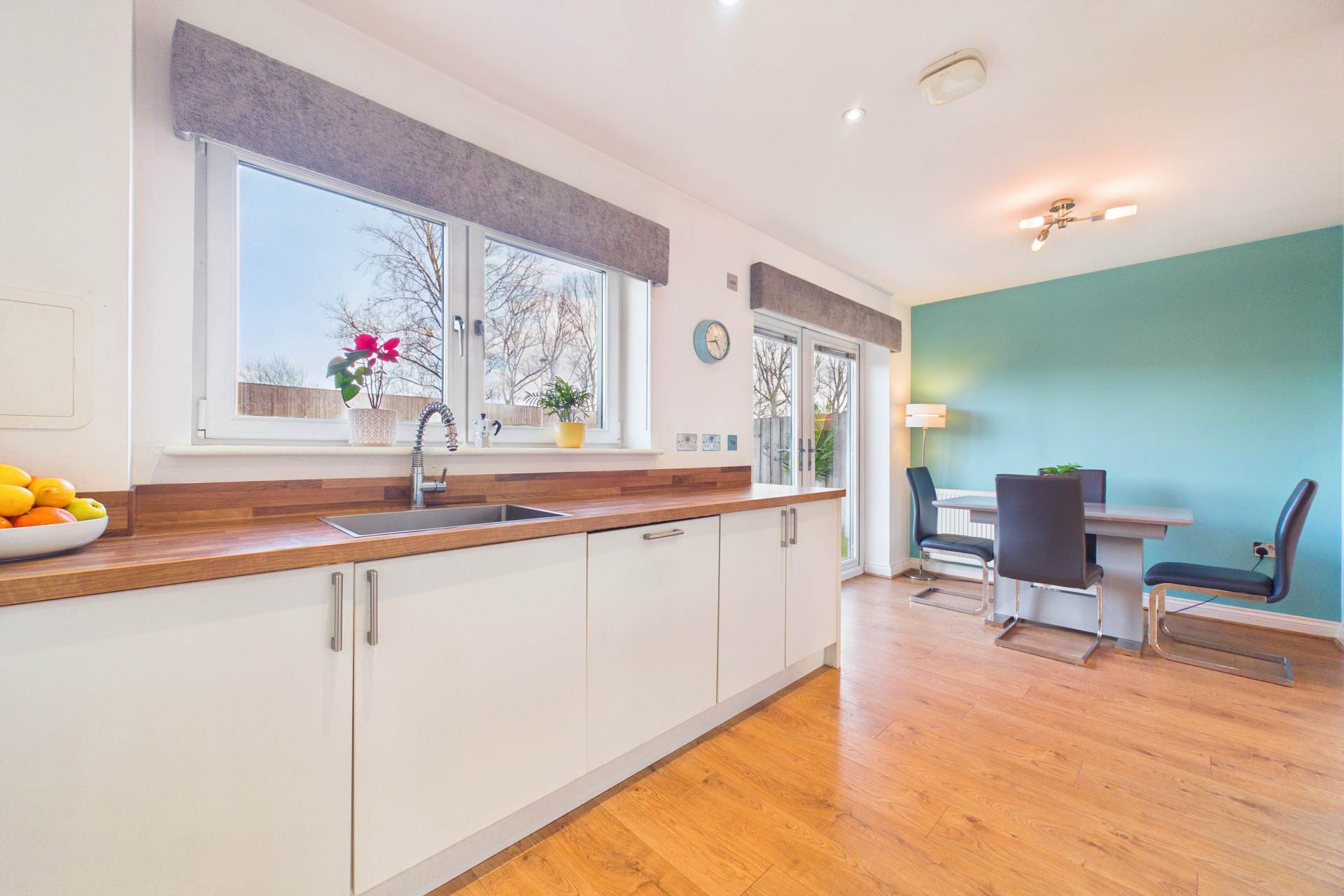 Oakbank Crescent, Uddingston