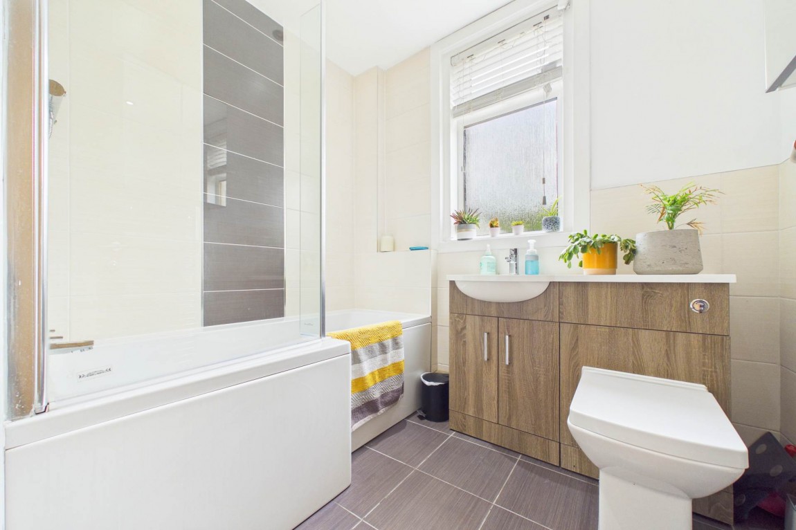 Images for Strowan Street, Sandyhills