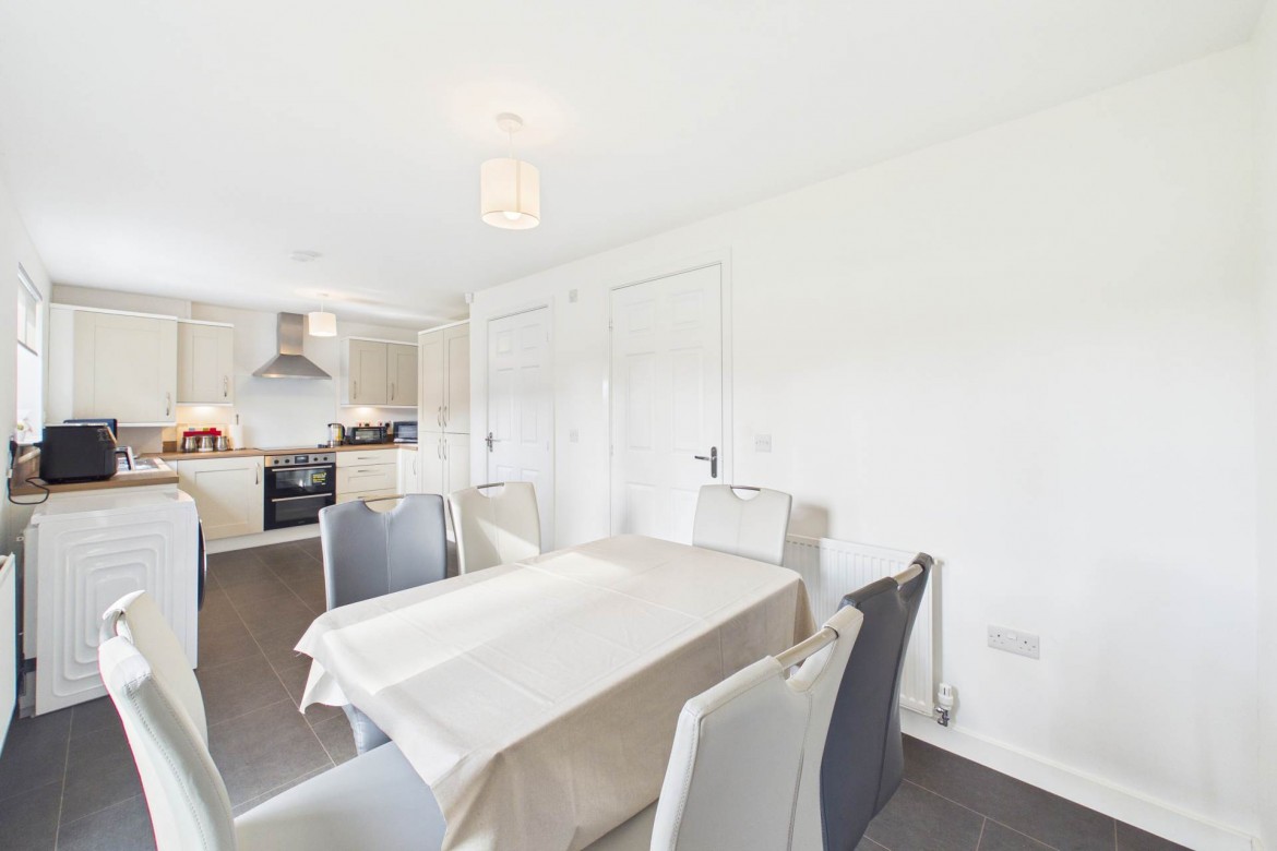 Images for Cullen Crescent, Carluke