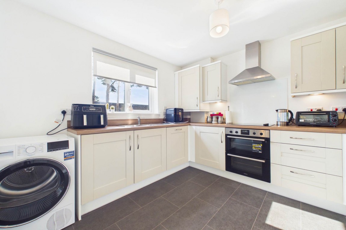 Images for Cullen Crescent, Carluke