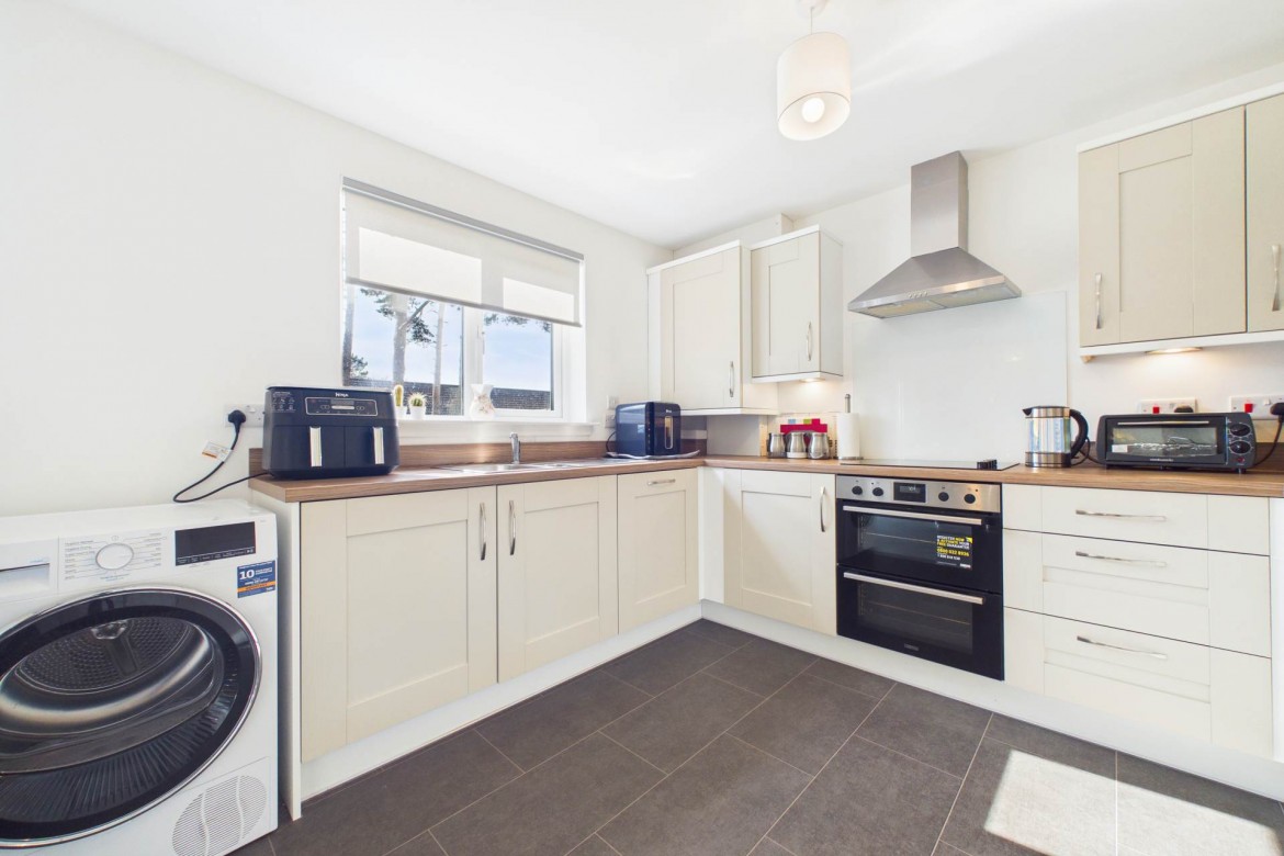 Images for Cullen Crescent, Carluke