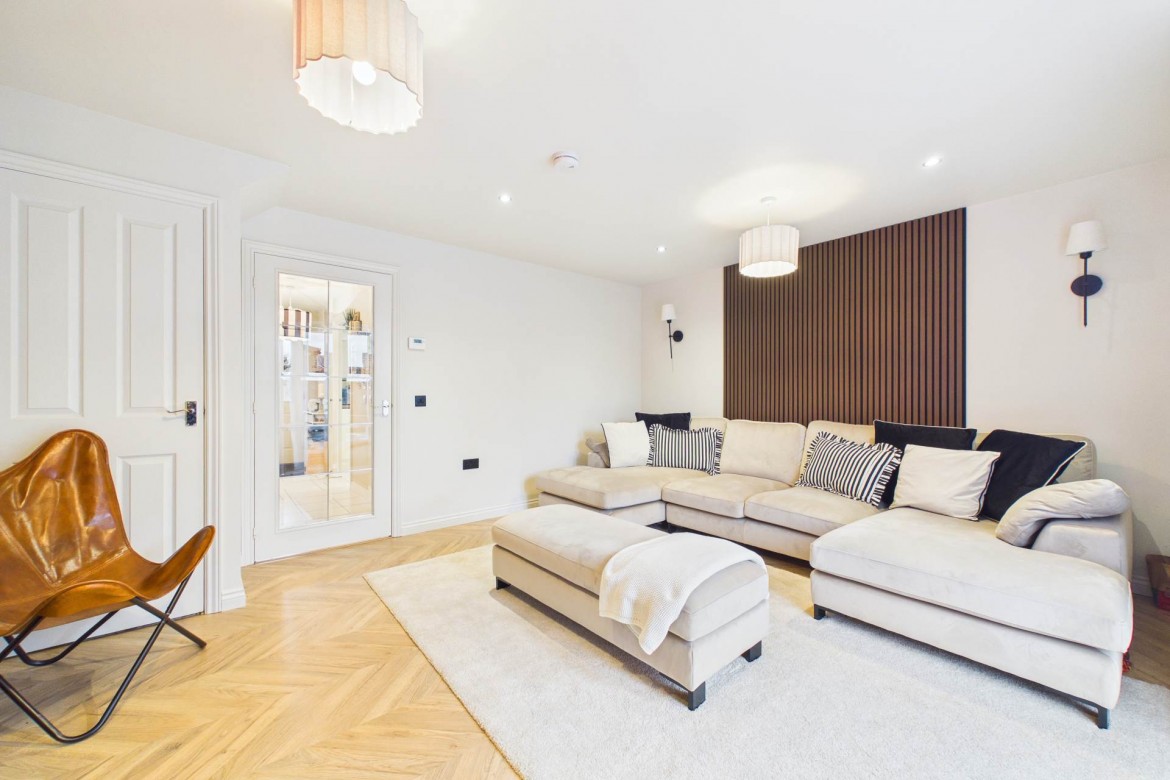 Images for Galashiels Avenue, Chapelhall