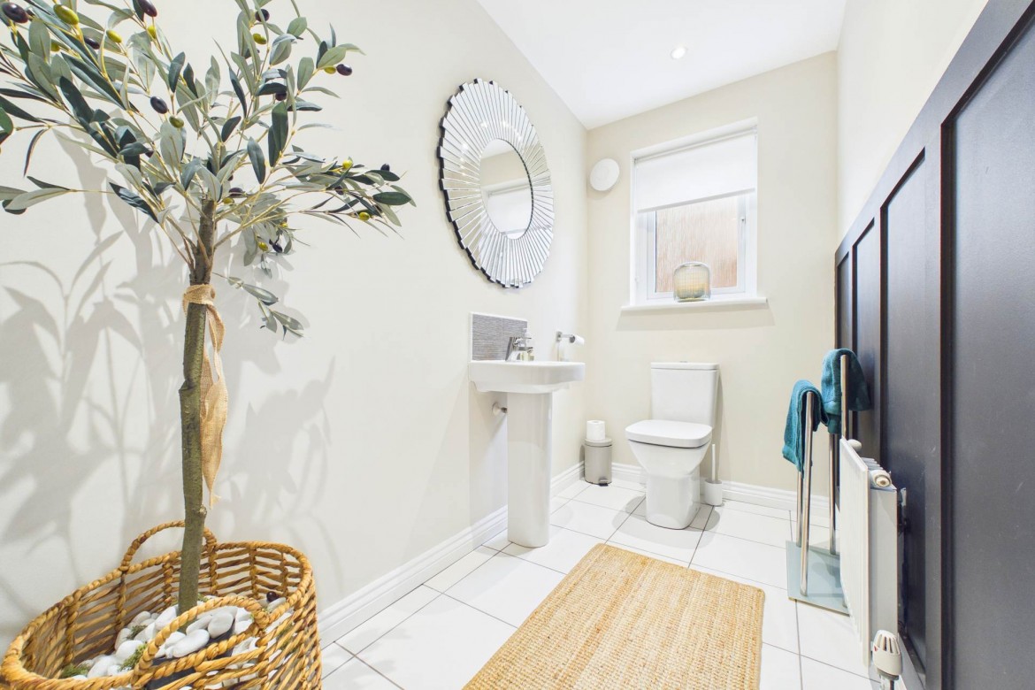 Images for Galashiels Avenue, Chapelhall