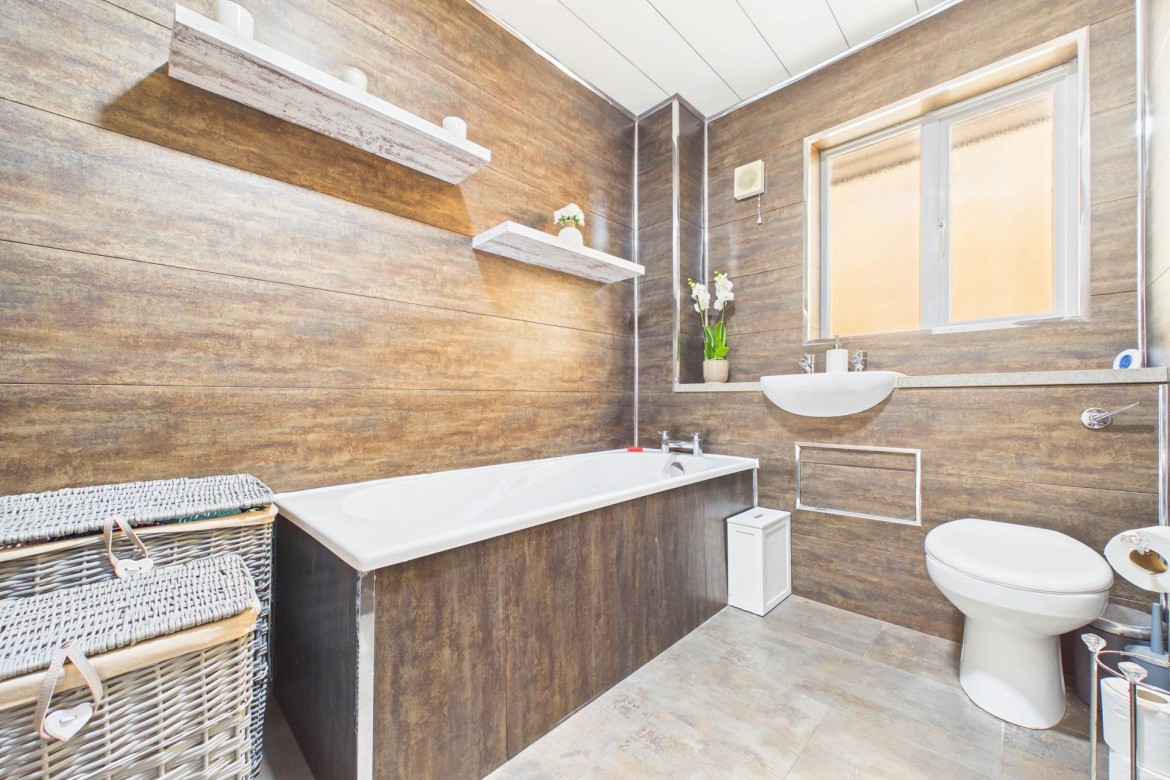 Images for Walnut Gate, Cambuslang, Glasgow