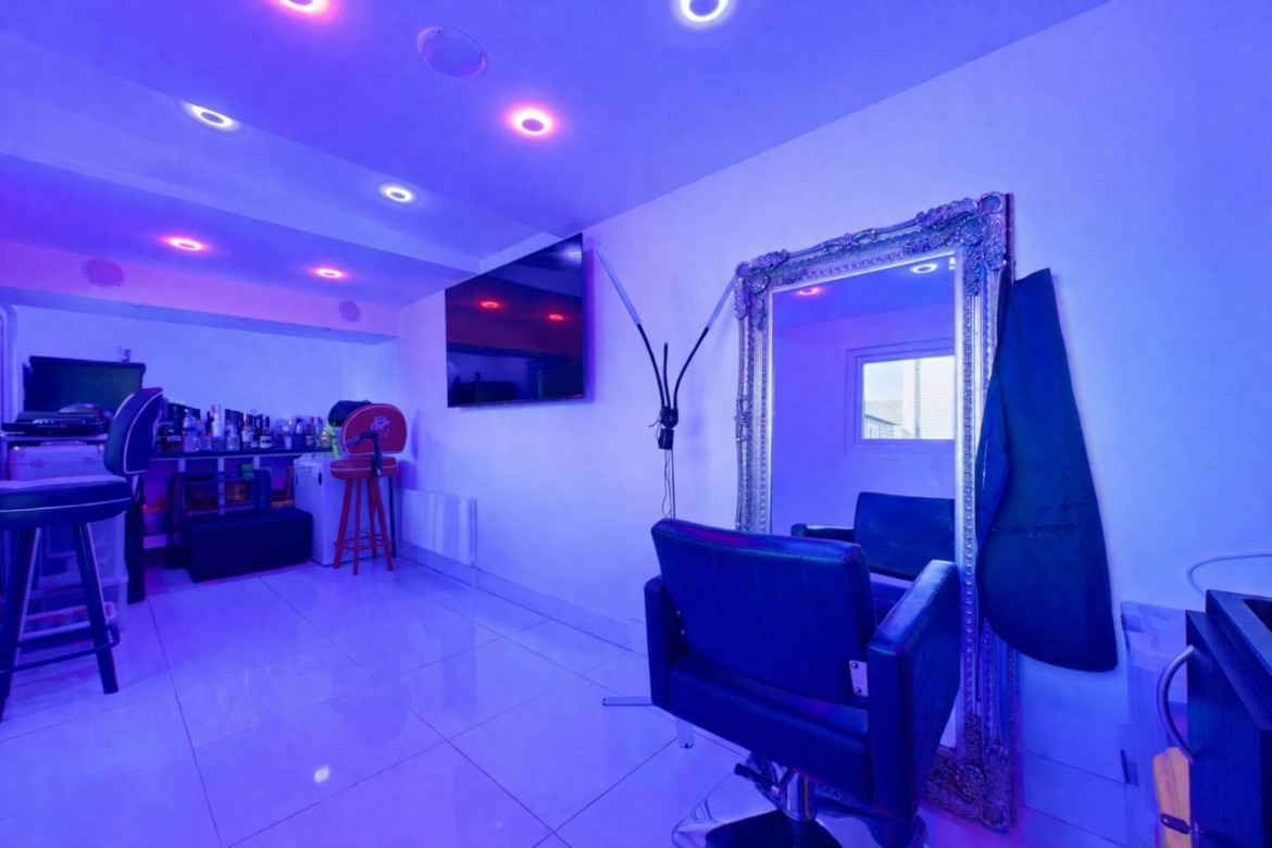 Images for Red Deer Road, Cambuslang, Glasgow