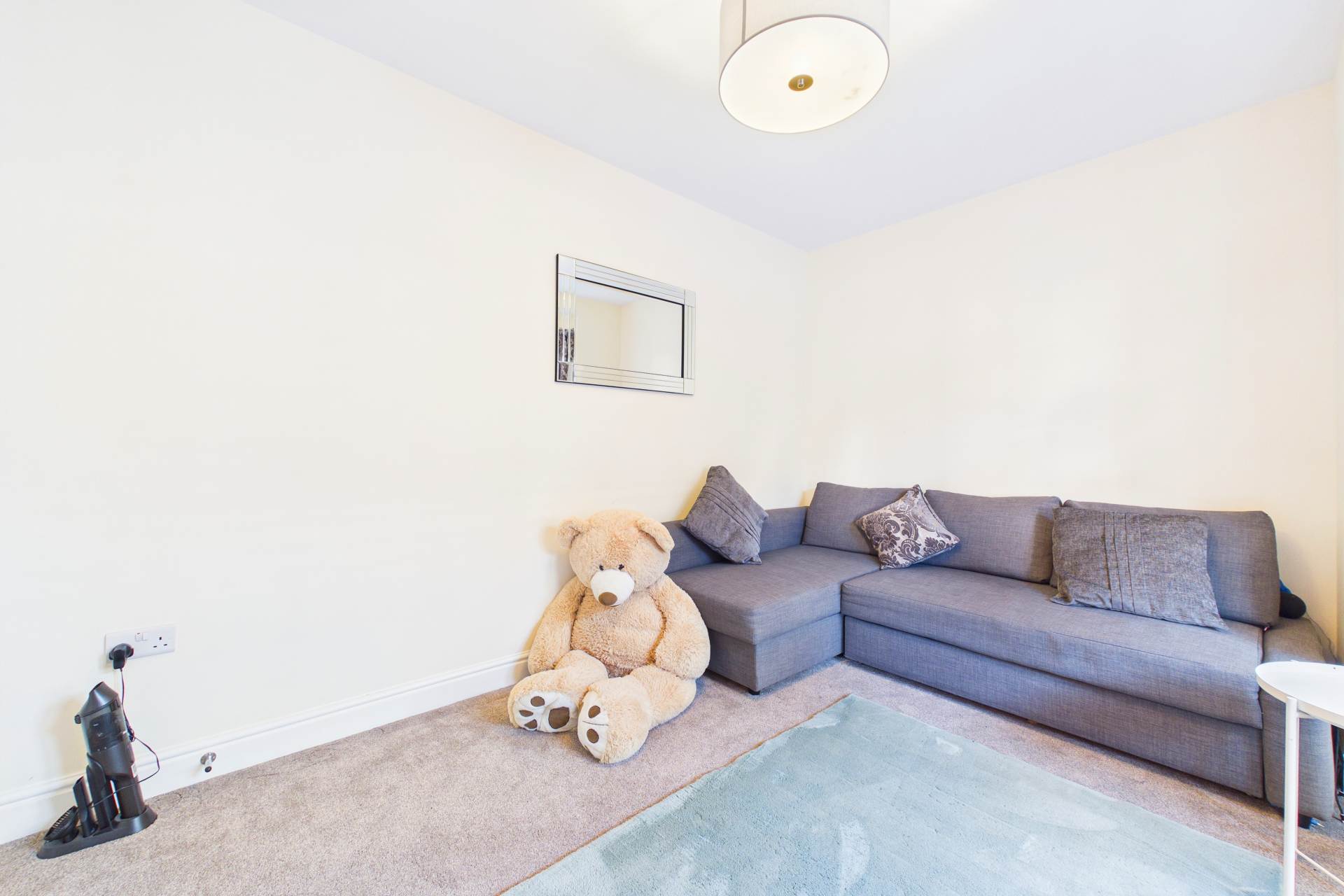 Honeybee Avenue, Cambuslang