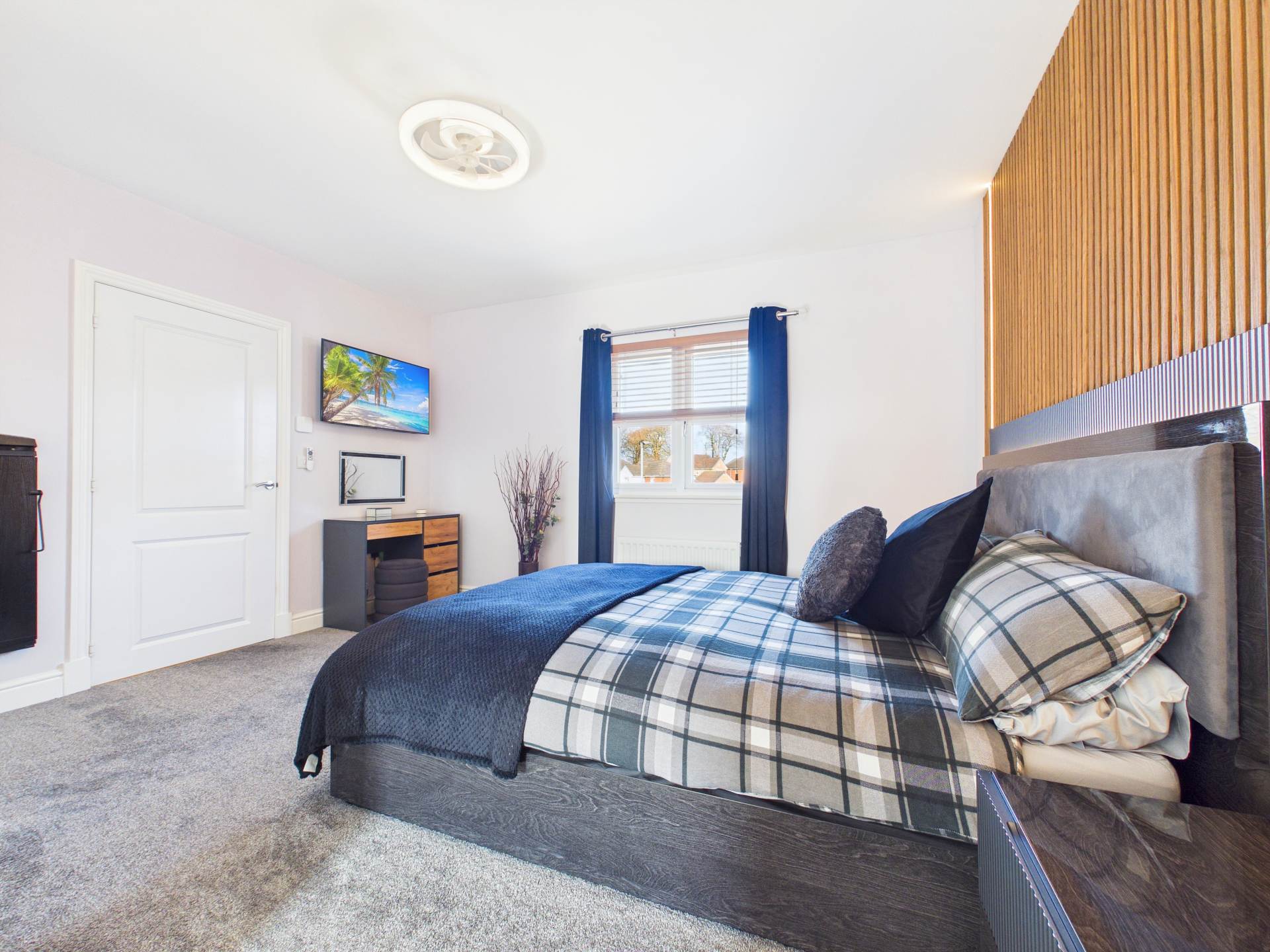 Honeybee Avenue, Cambuslang