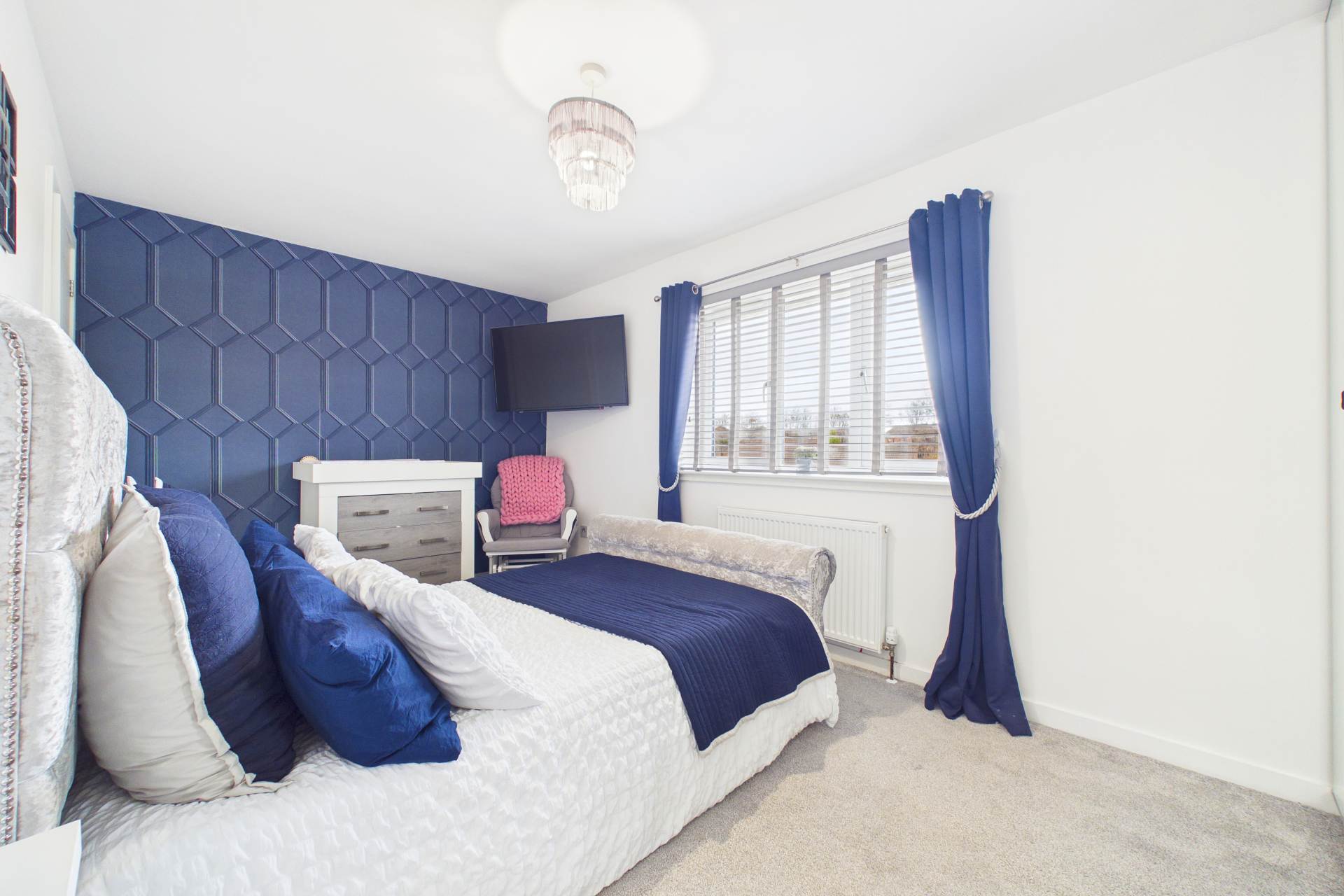 Calderside Place, Airdrie