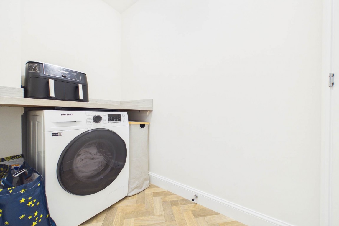 Images for Lambourne Crescent, Coatbridge