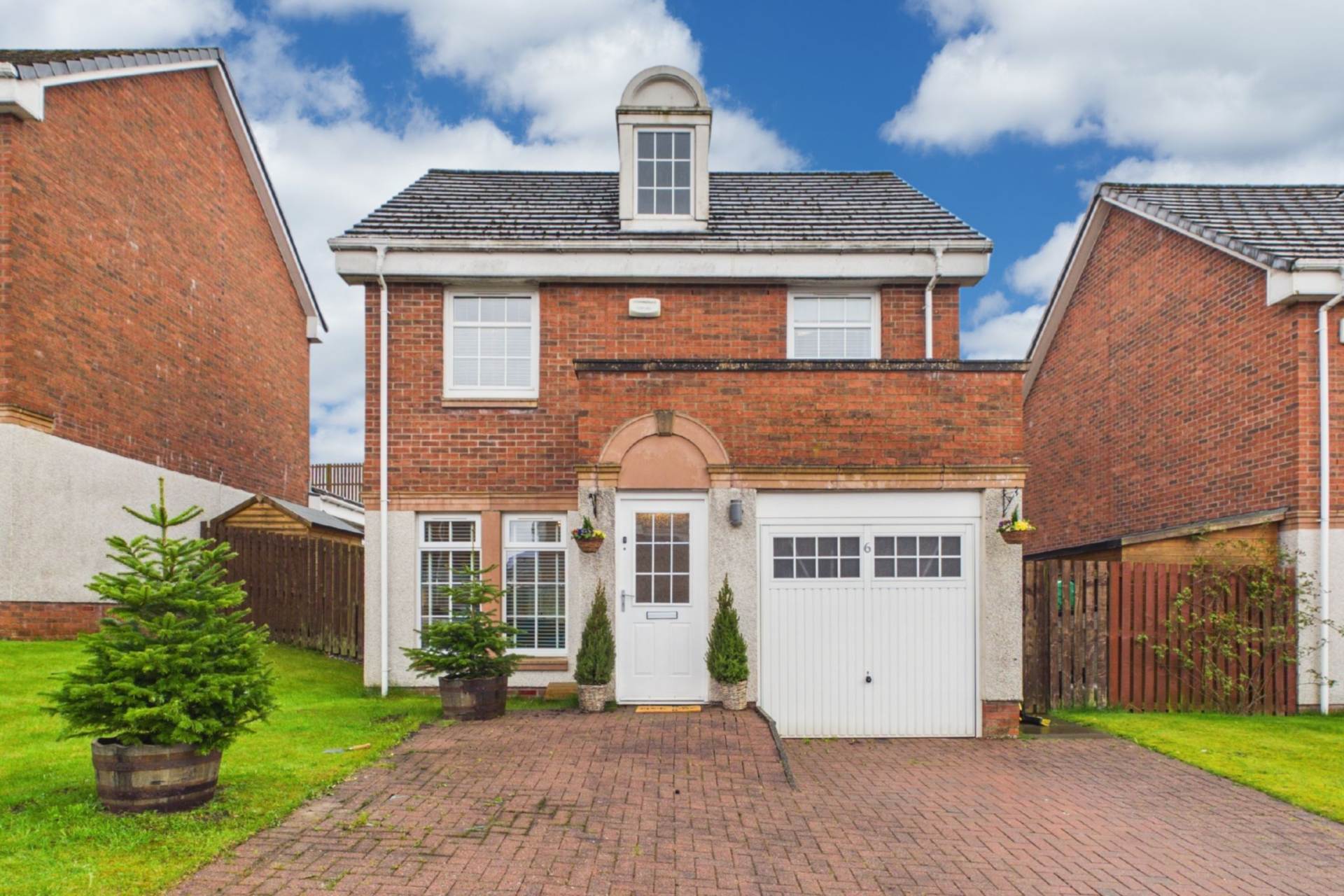 Darwin Avenue, Motherwell