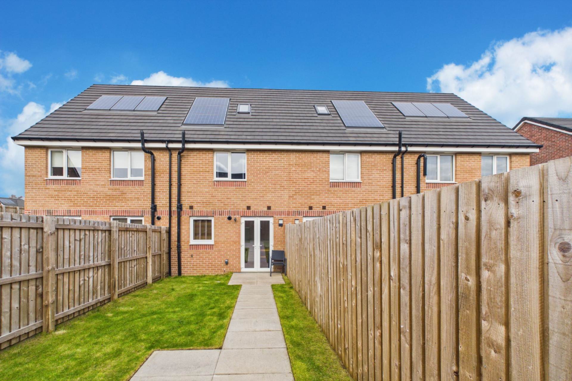 Glenarthur Terrace, Larkhall