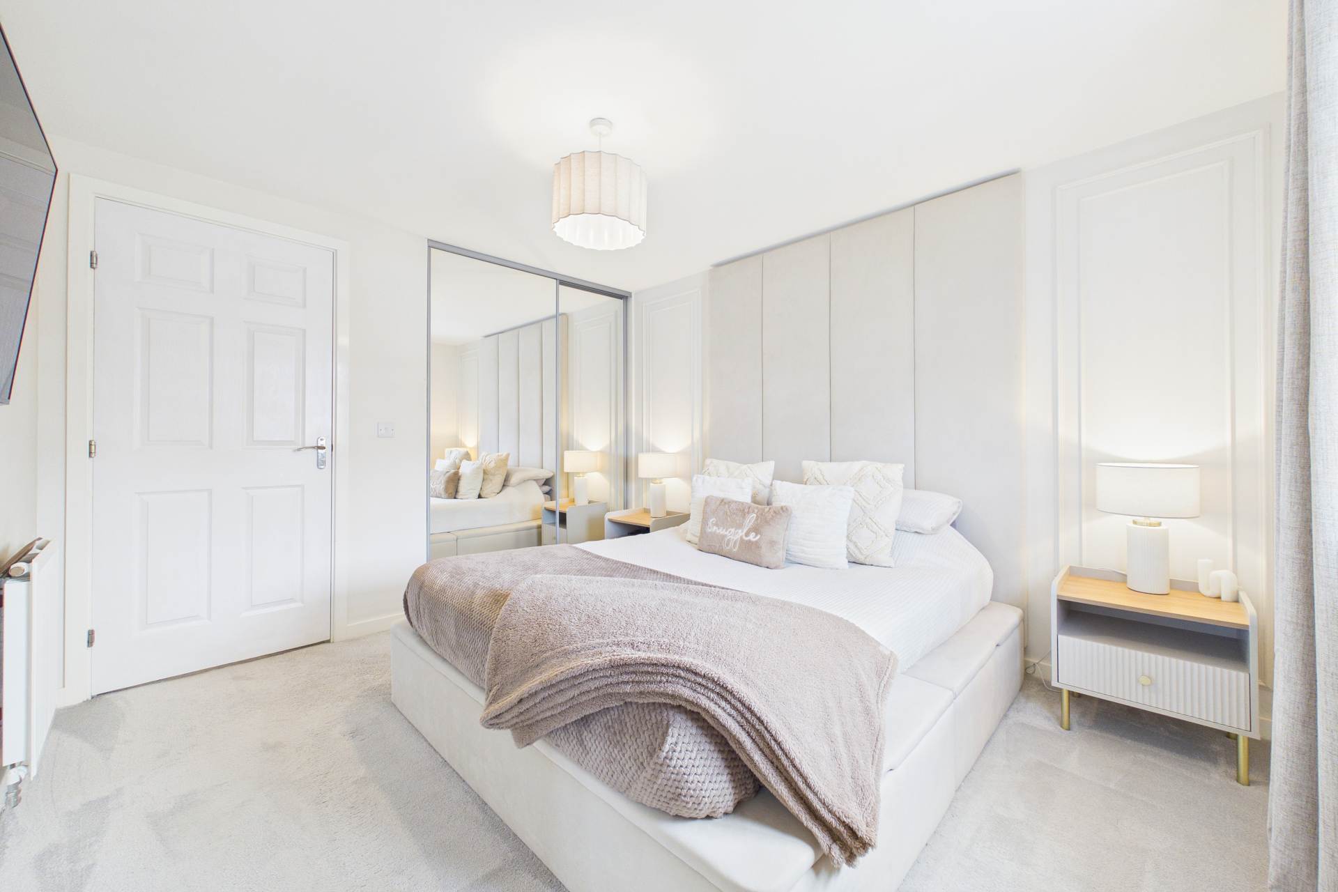 McIntosh Gardens, Law, Carluke