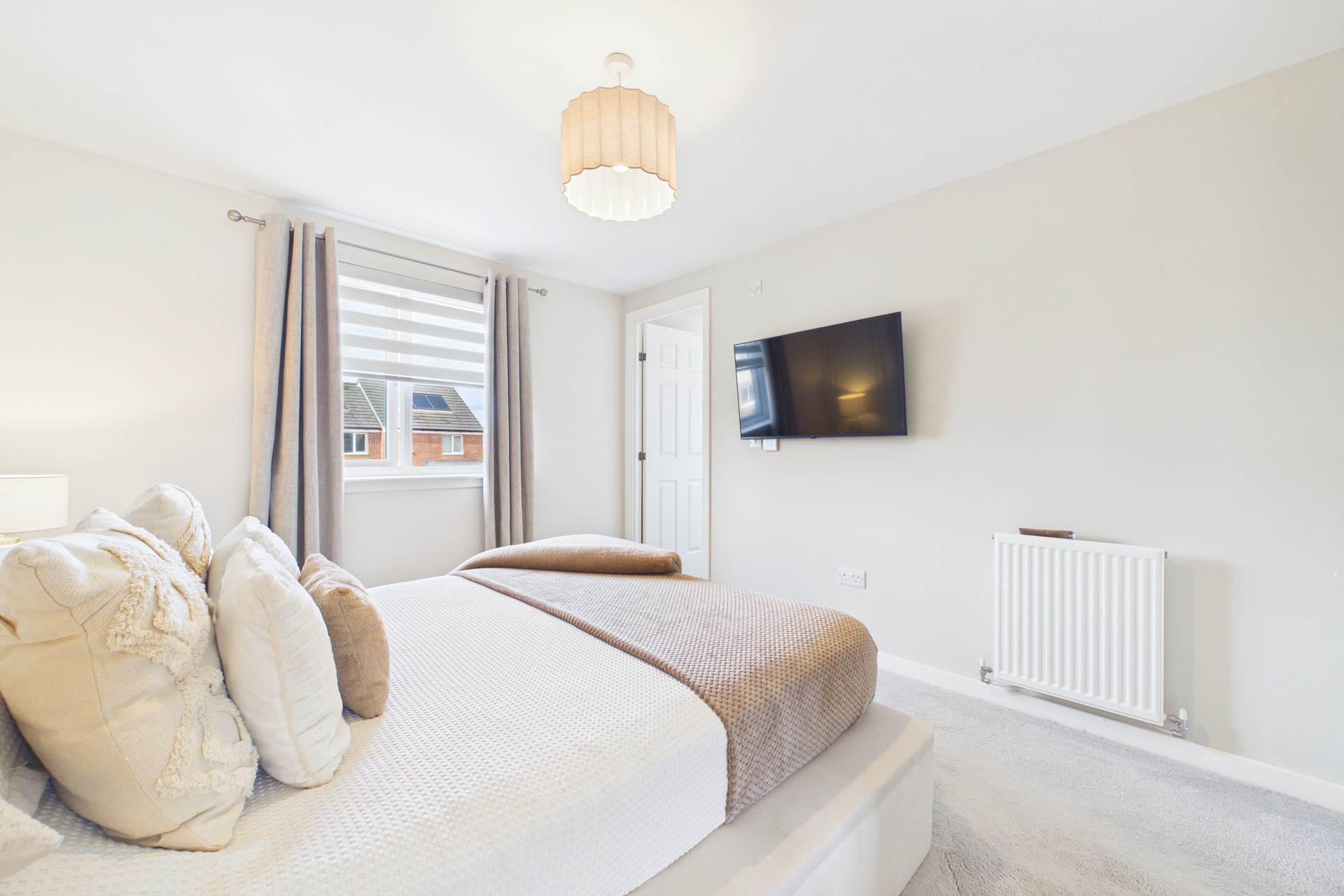 McIntosh Gardens, Law, Carluke