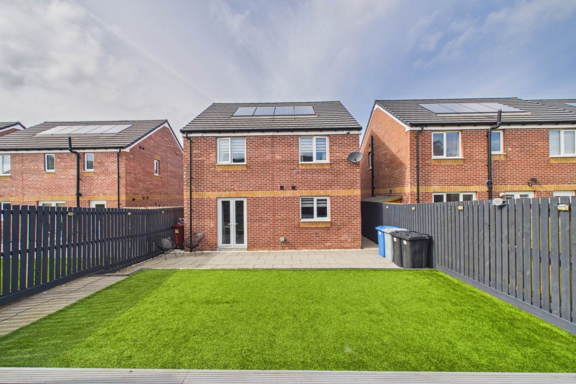 Images for McIntosh Gardens, Law, Carluke