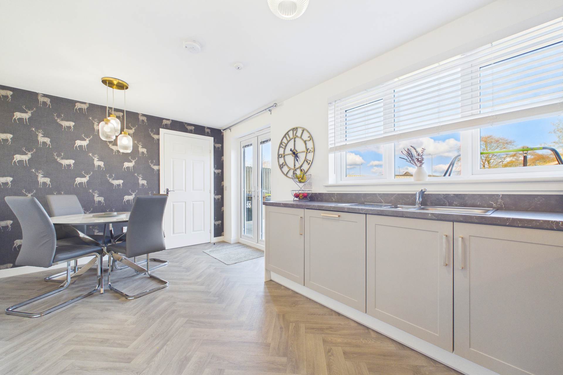 Lotus Crescent, Motherwell
