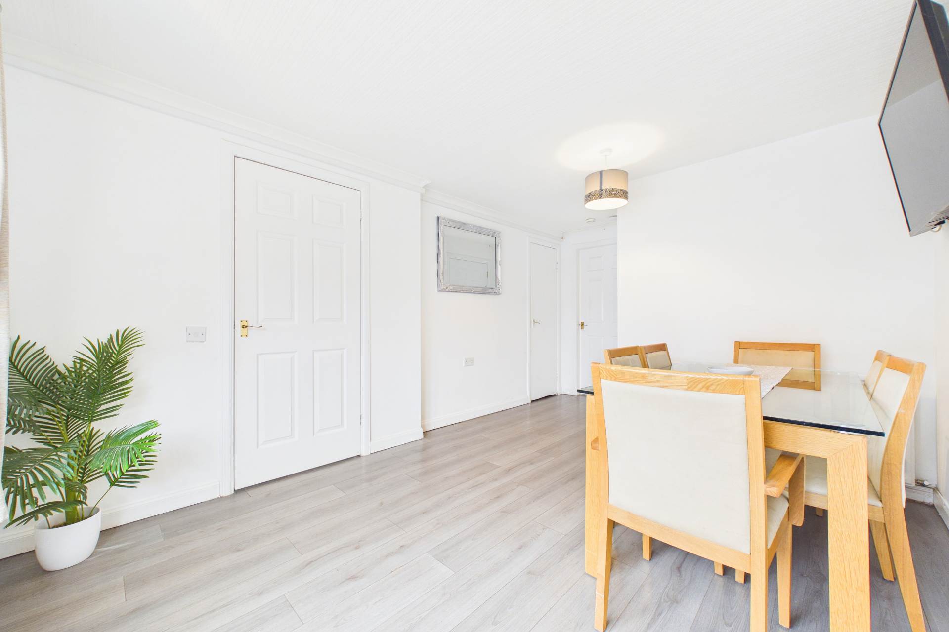 St Aidan`s Path, Wishaw