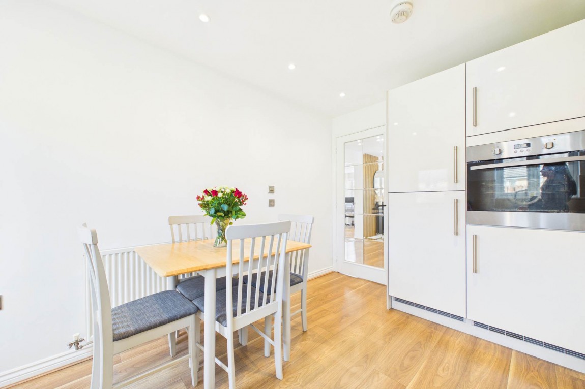 Images for Red Deer Road, Cambuslang