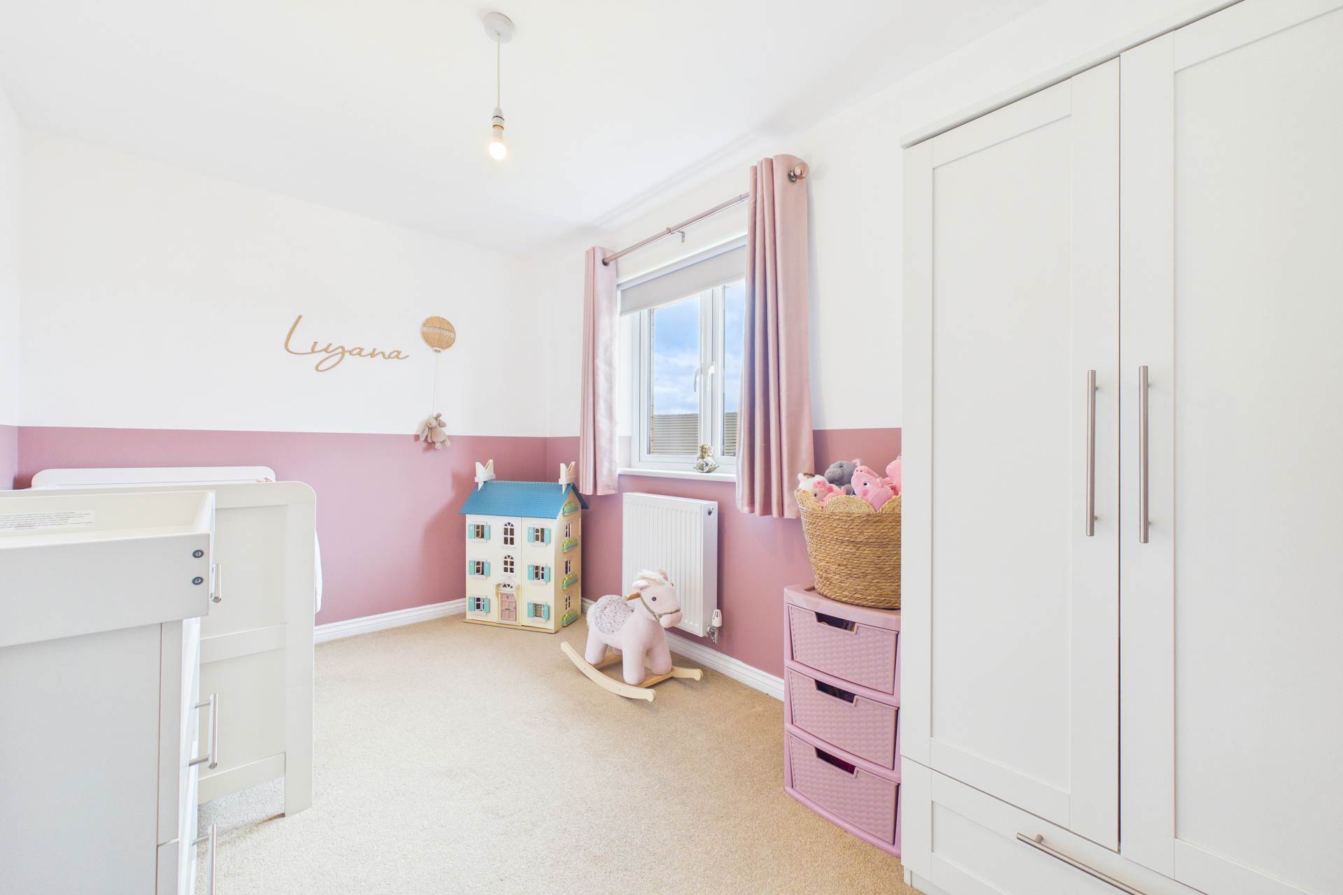 Red Deer Road, Cambuslang