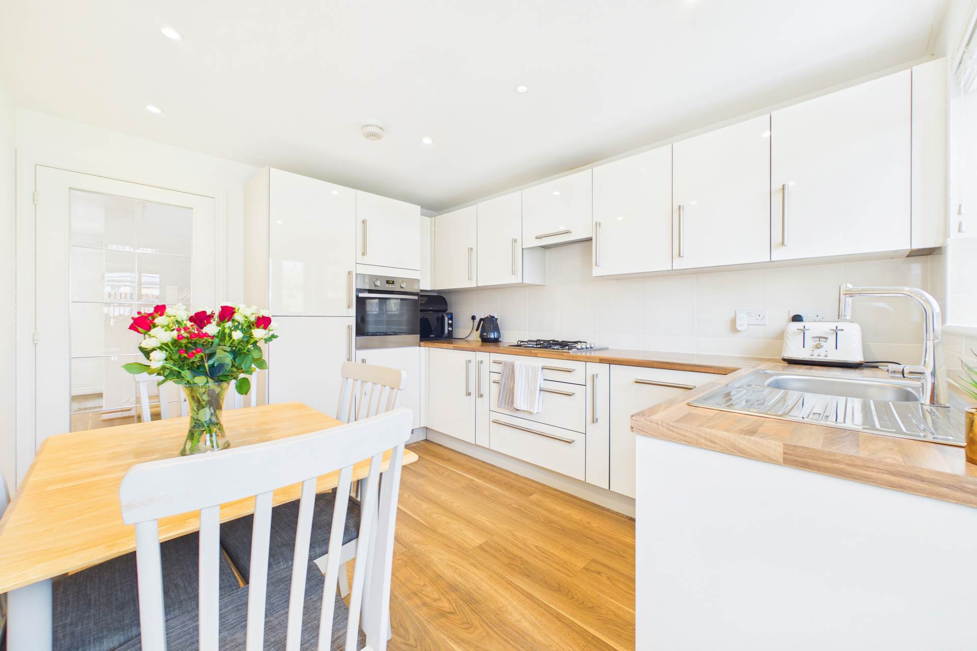 Red Deer Road, Cambuslang