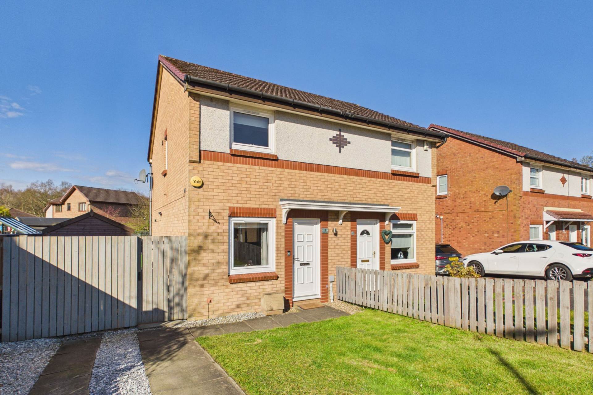 Pine Lawn, Wishaw