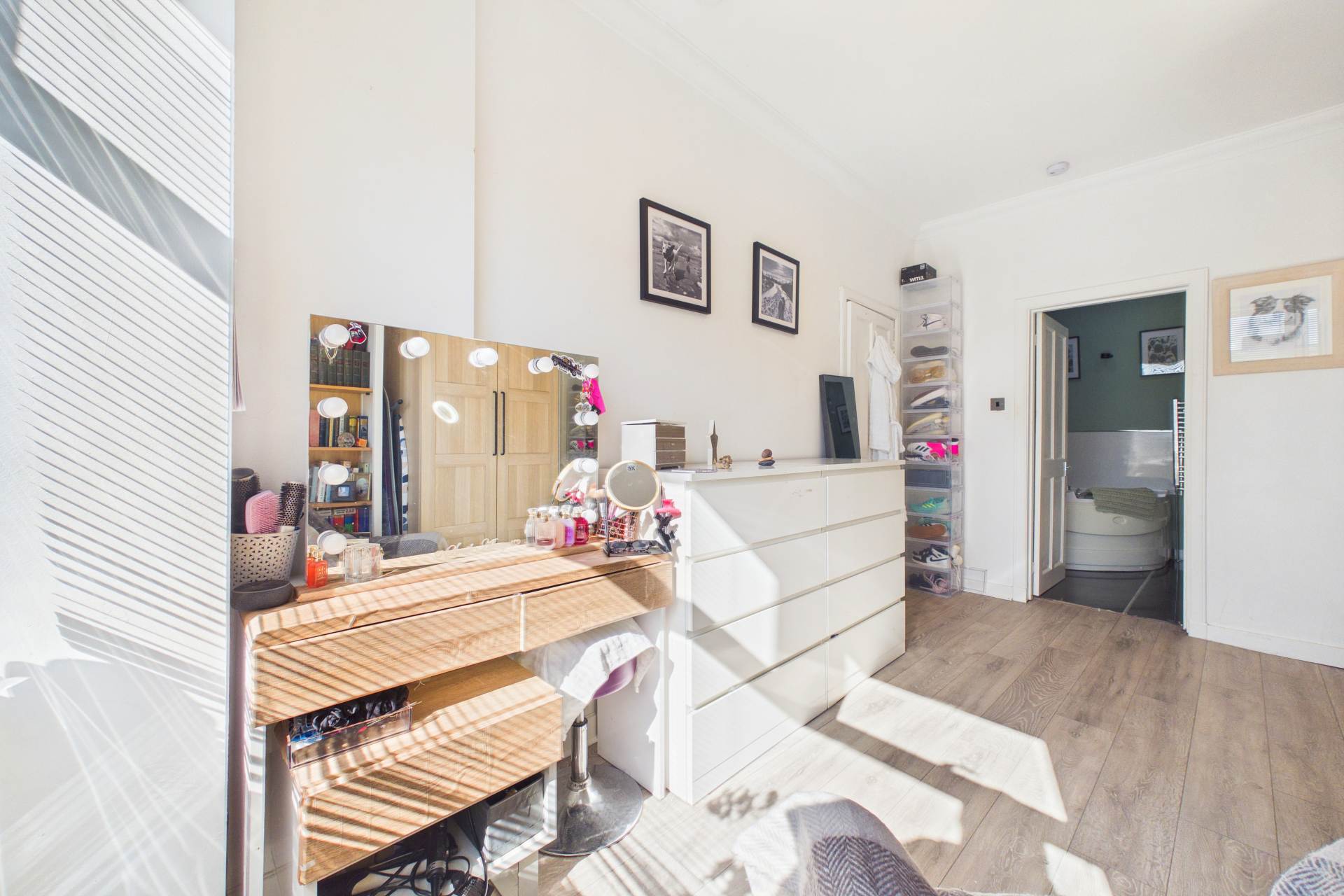 London Street, Larkhall