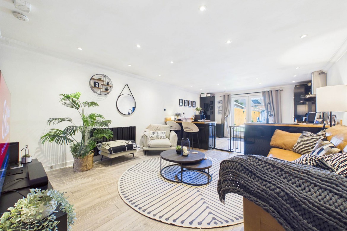 Images for London Street, Larkhall