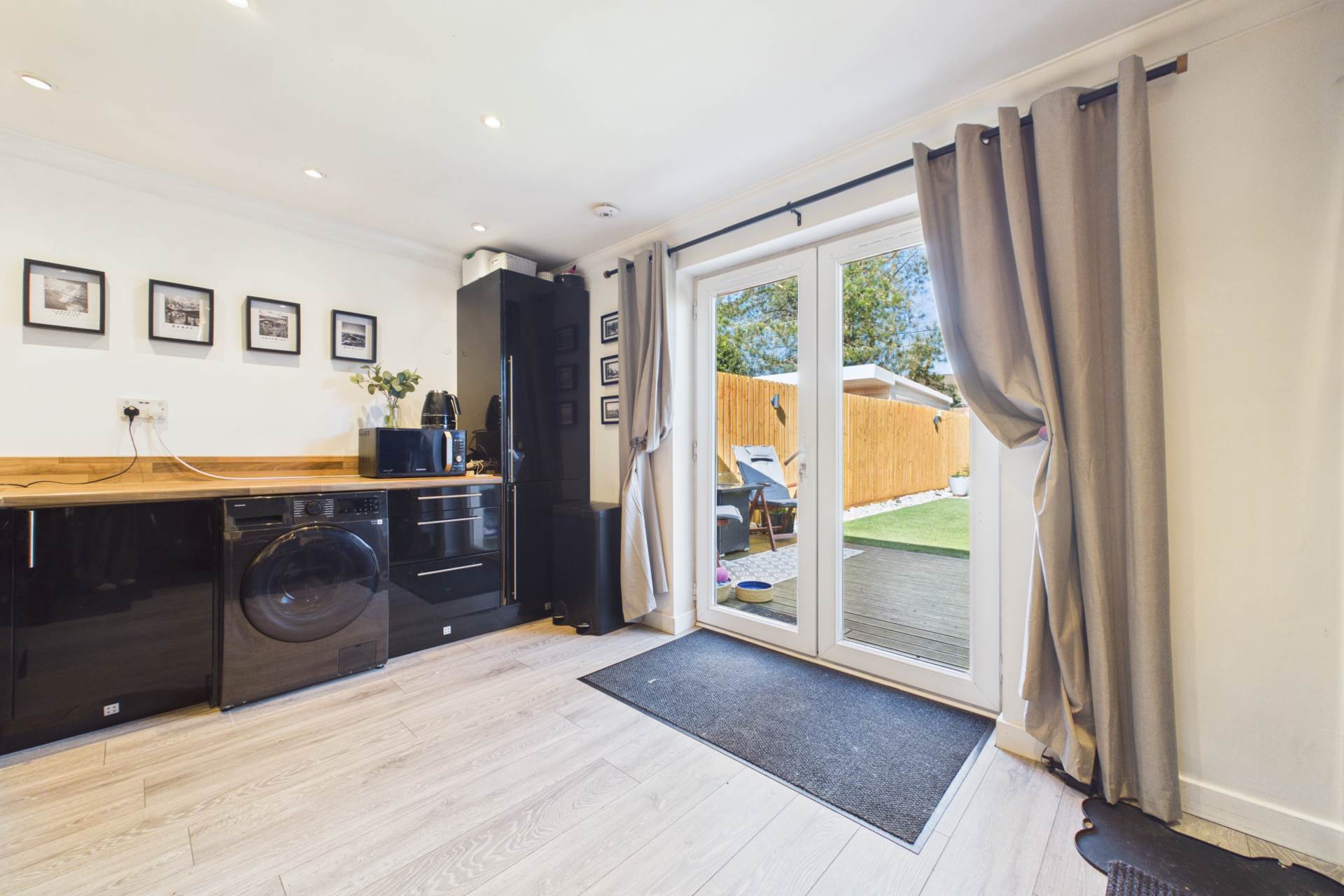 London Street, Larkhall